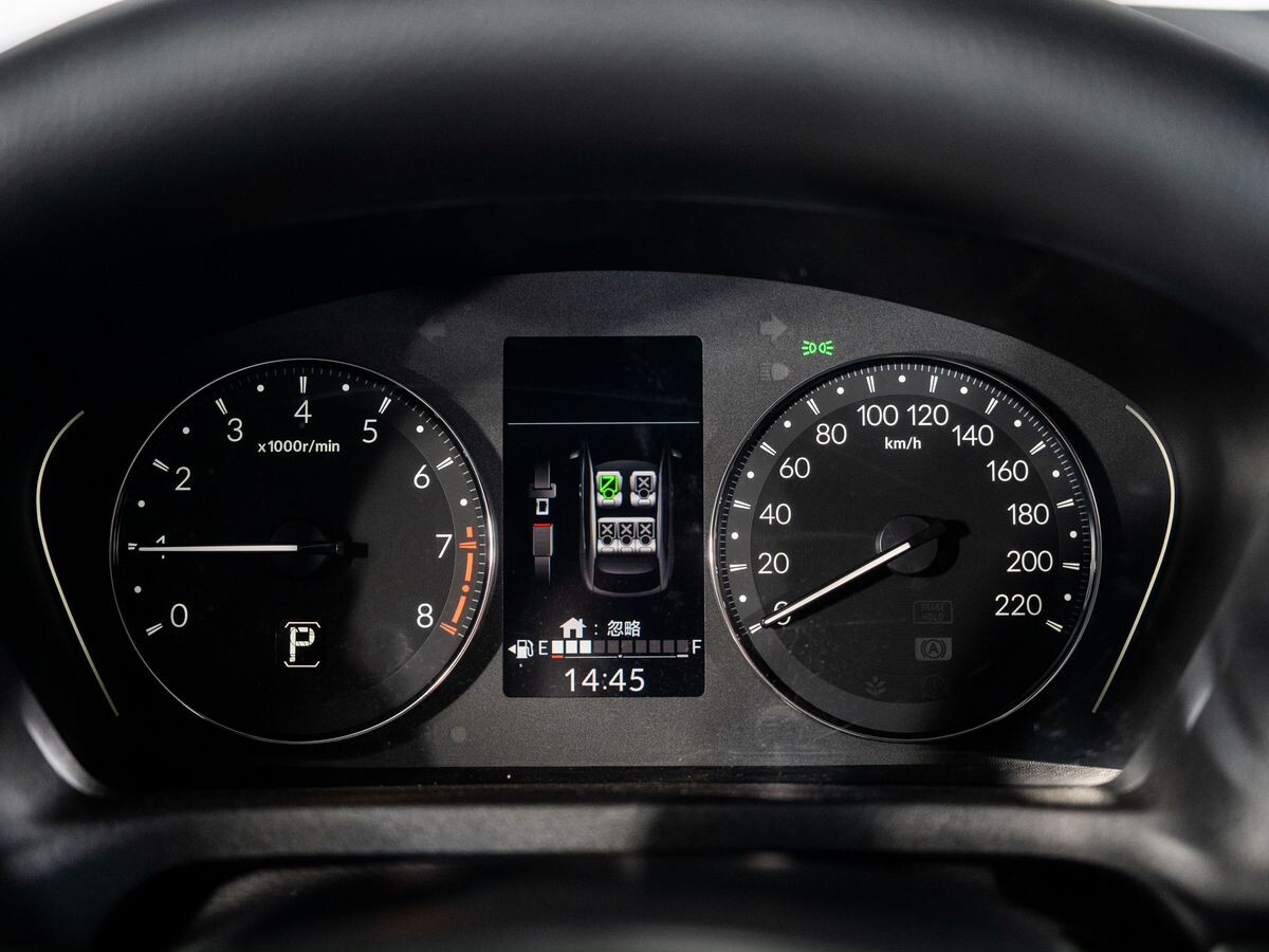 Honda Vezel 2025 - фото автомобиля