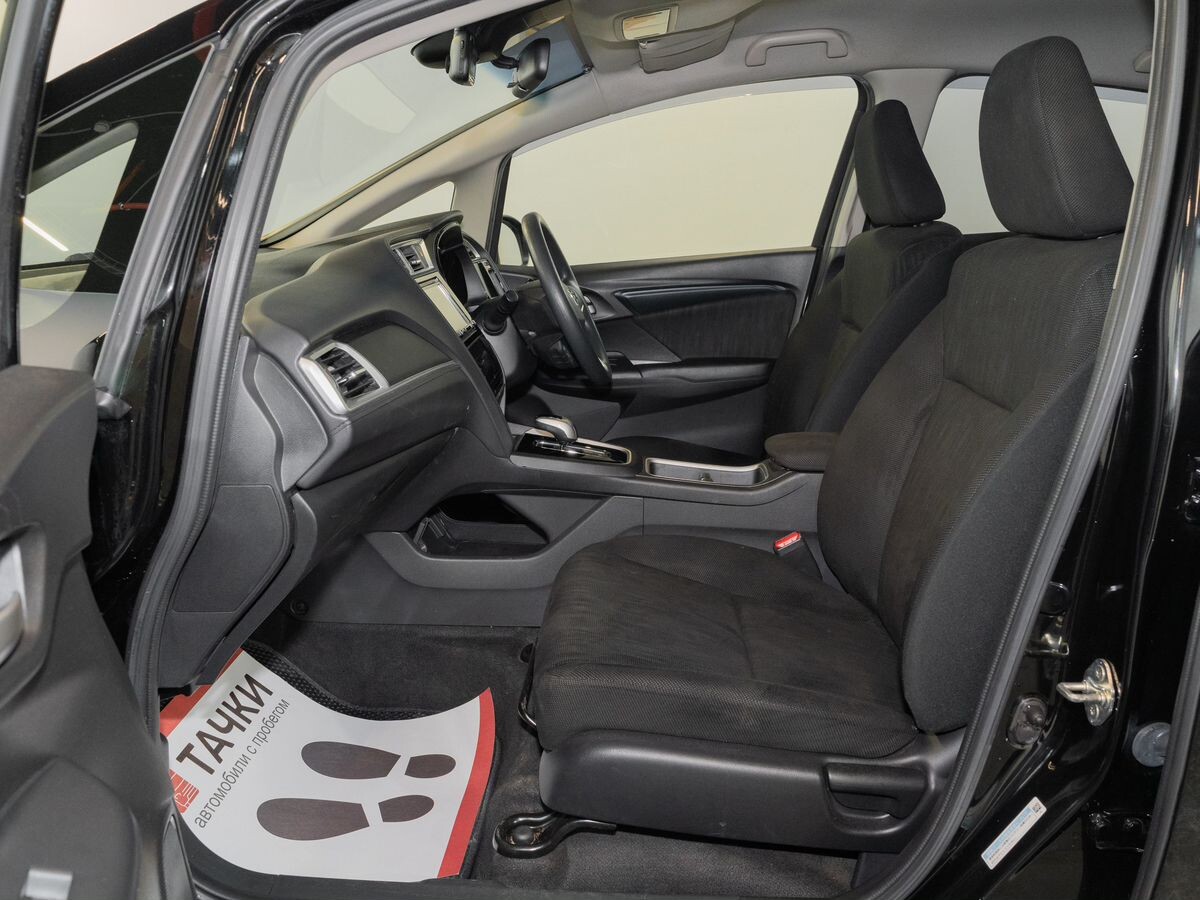 Honda Shuttle 2019 - фото автомобиля