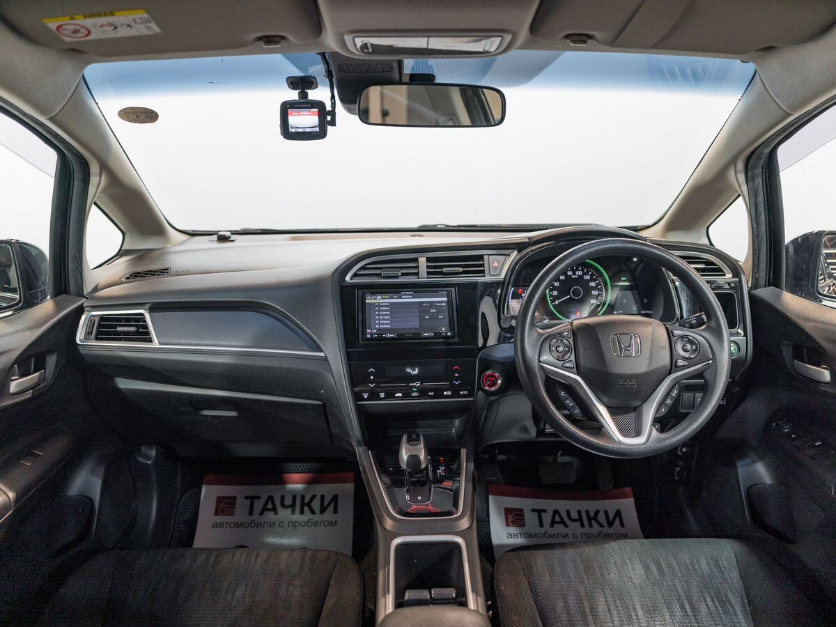 Honda Shuttle 2019 - фото автомобиля