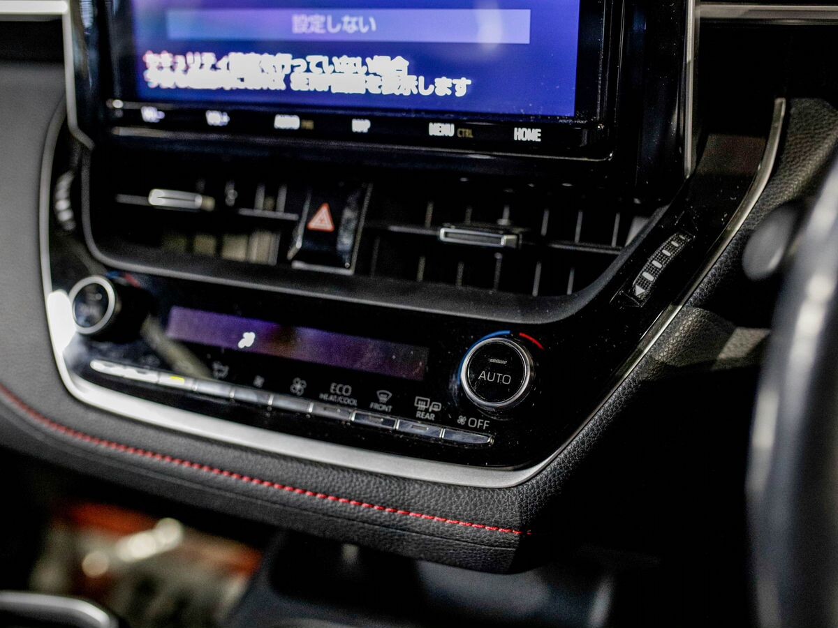 Toyota Corolla 2019 - фото автомобиля