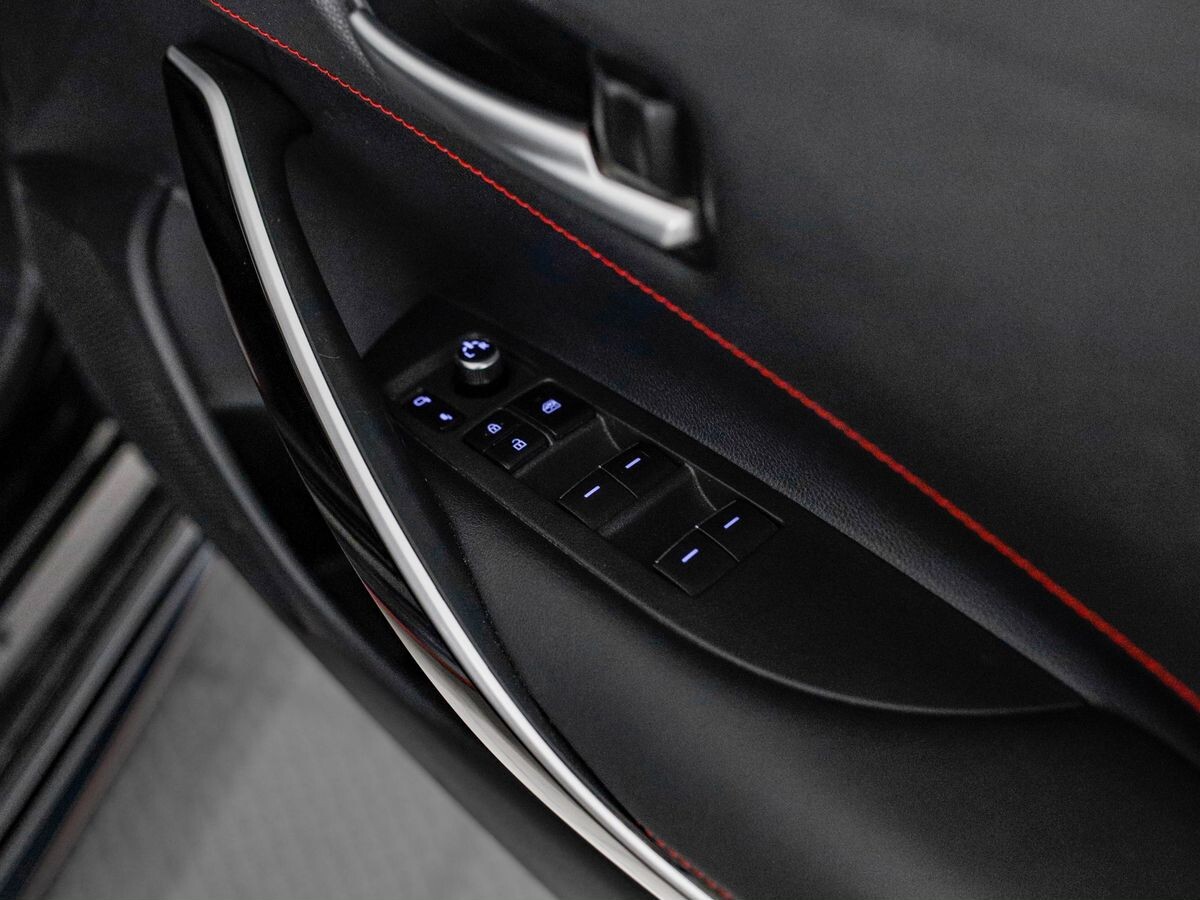Toyota Corolla 2019 - фото автомобиля