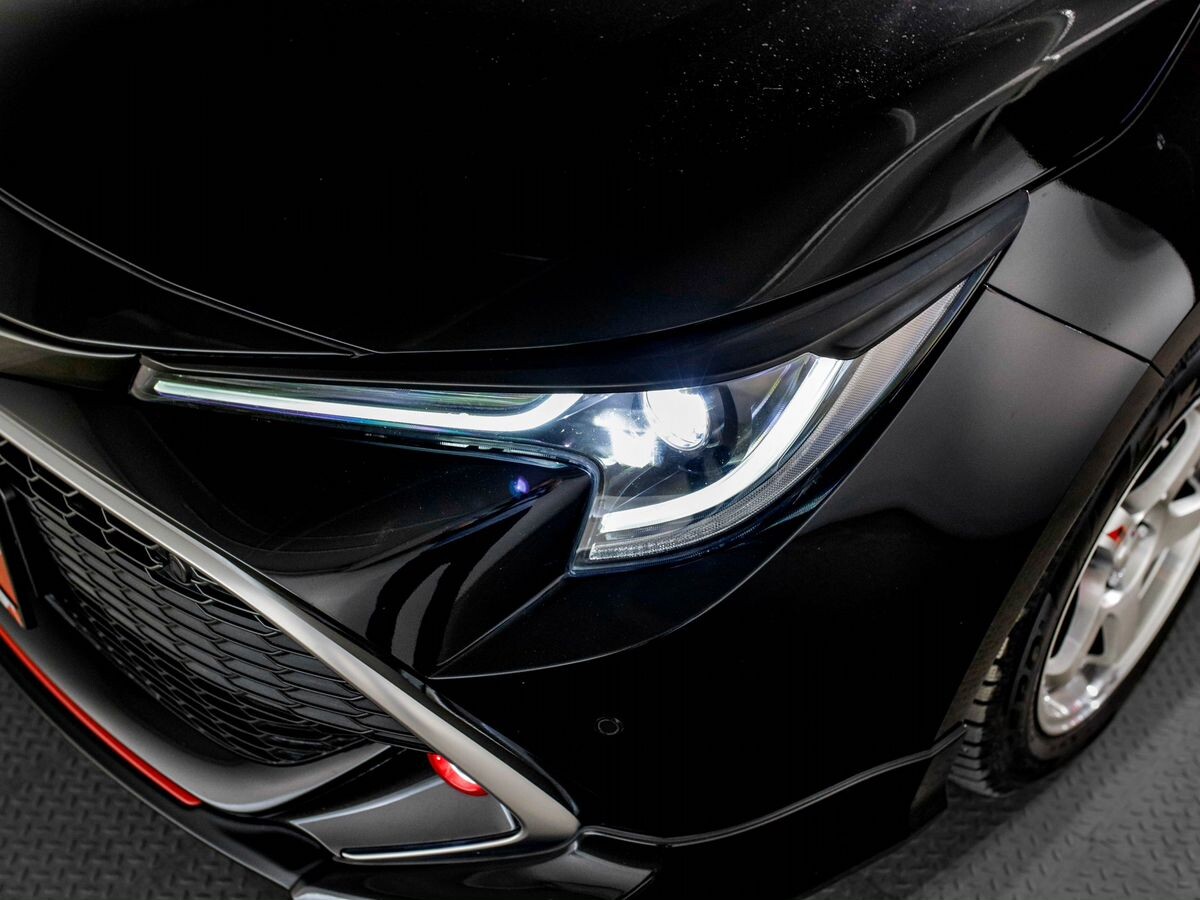 Toyota Corolla 2019 - фото автомобиля