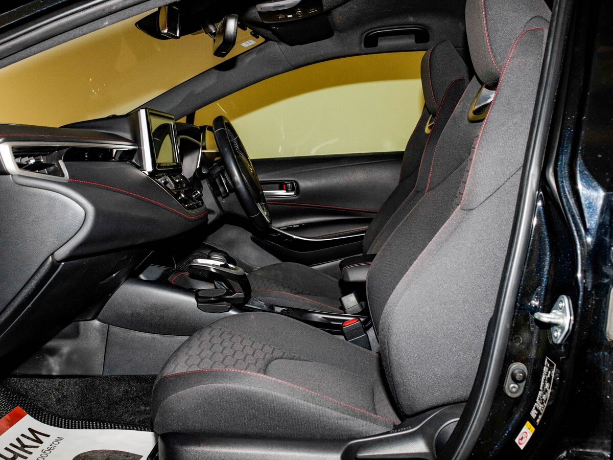 Toyota Corolla 2019 - фото автомобиля