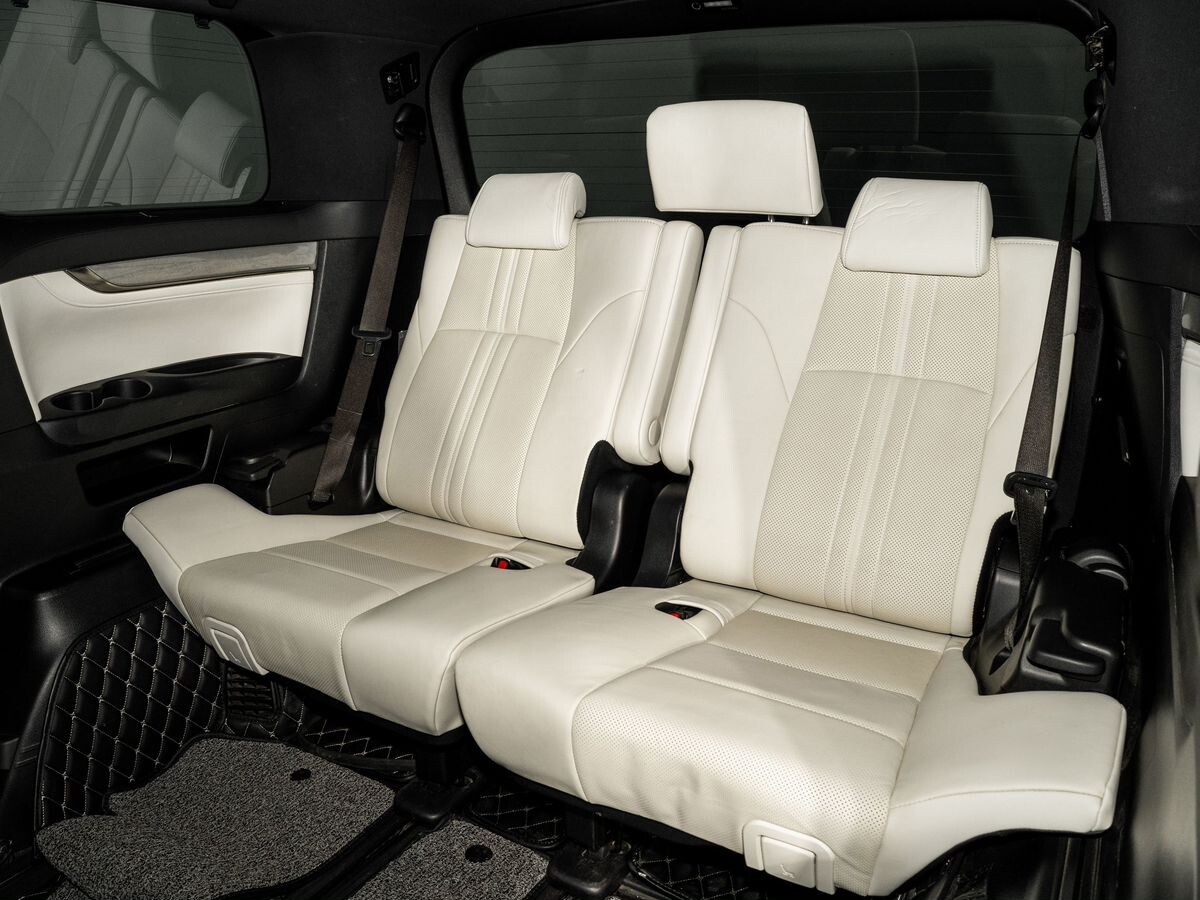 Toyota Alphard 2018 - фото автомобиля