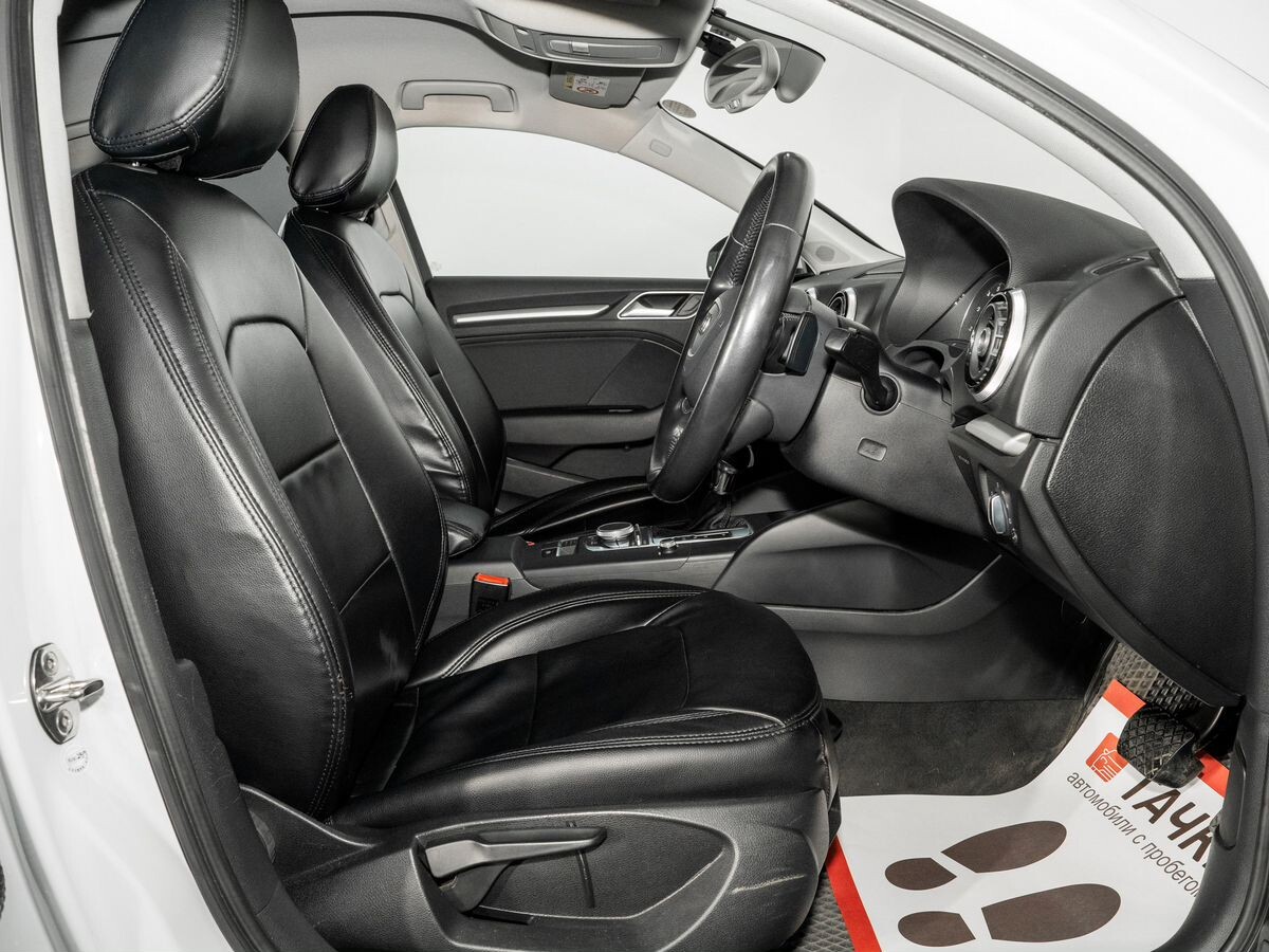 Audi A3 2014 - фото автомобиля