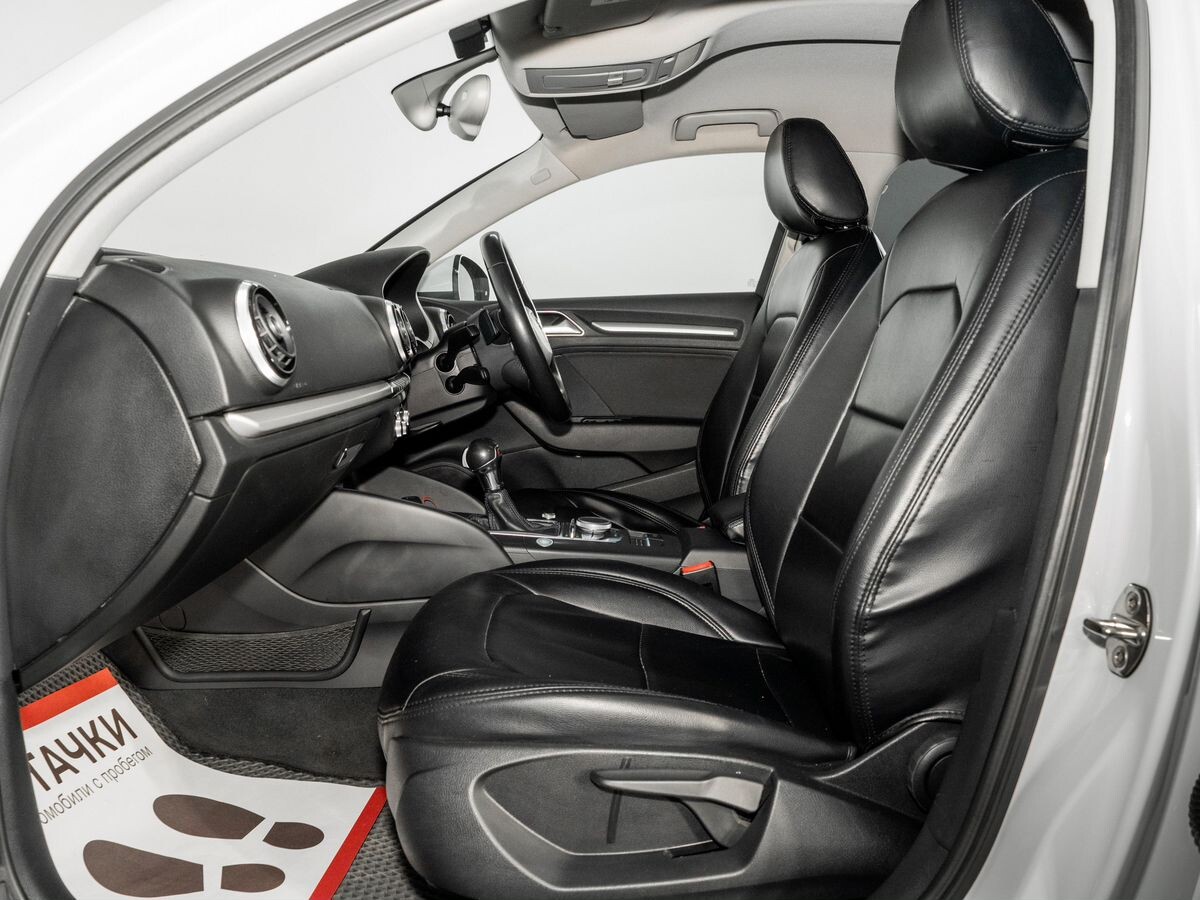 Audi A3 2014 - фото автомобиля
