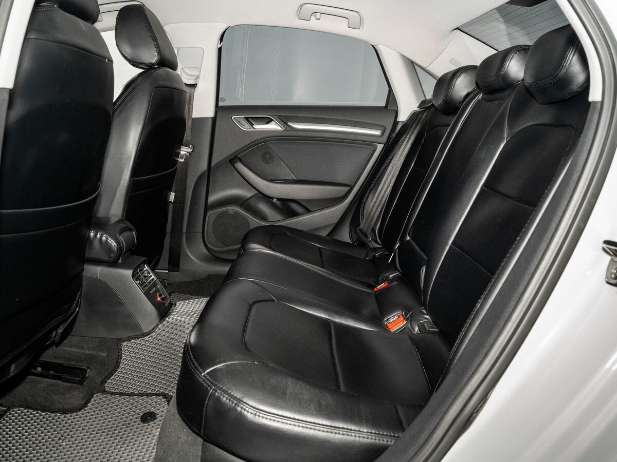 Audi A3 2014 - фото автомобиля