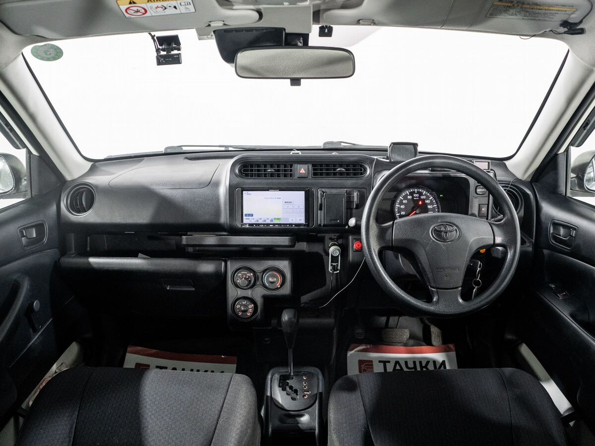 Toyota Probox 2017 - фото автомобиля