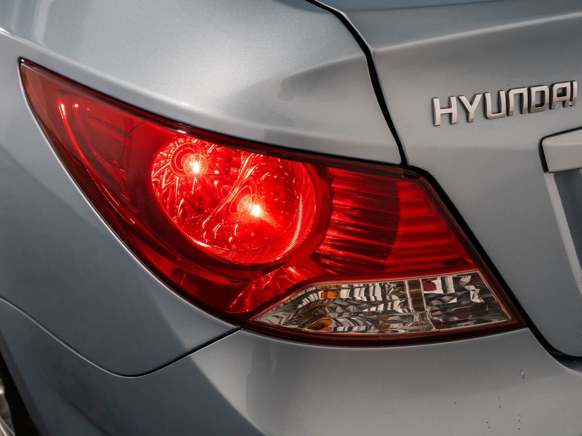Hyundai Solaris 2012 - фото автомобиля