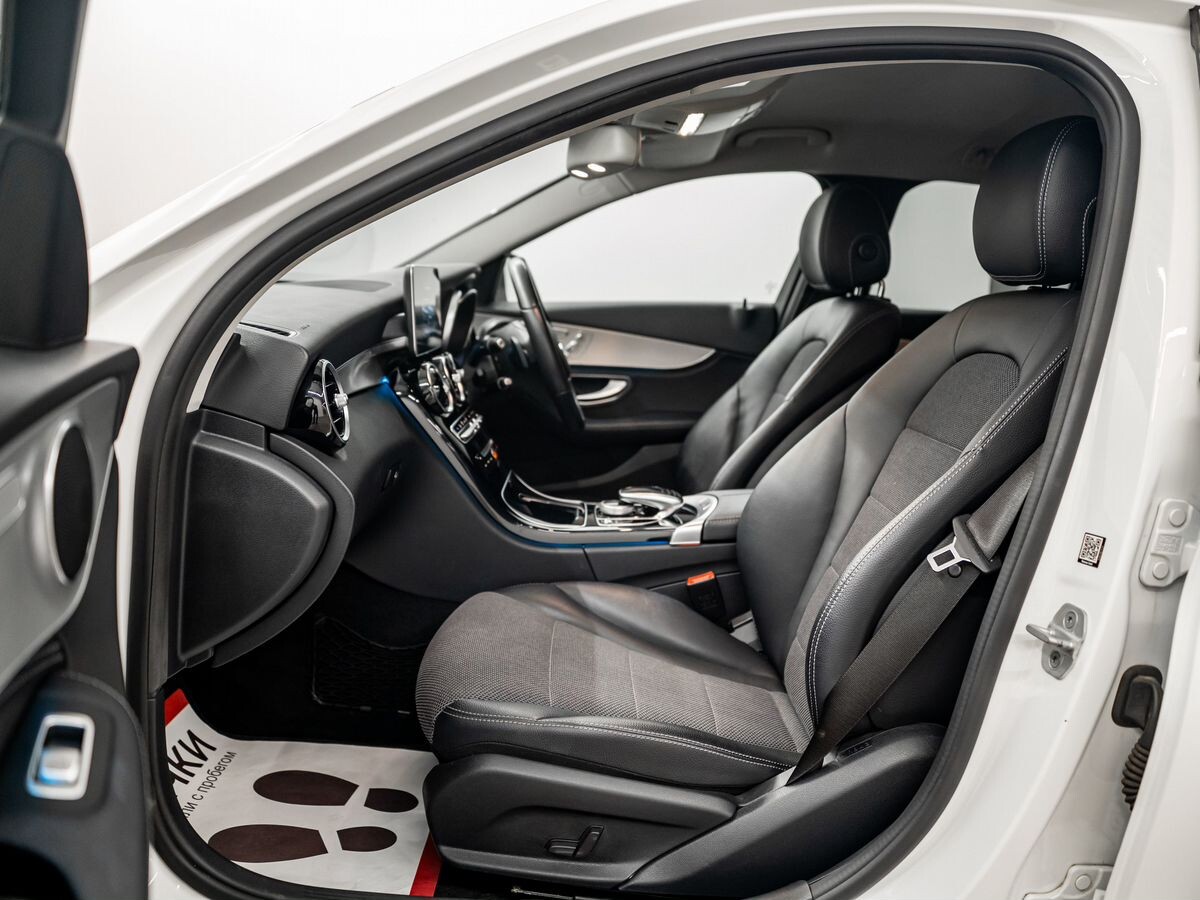 Mercedes-Benz C-Class 2014 - фото автомобиля