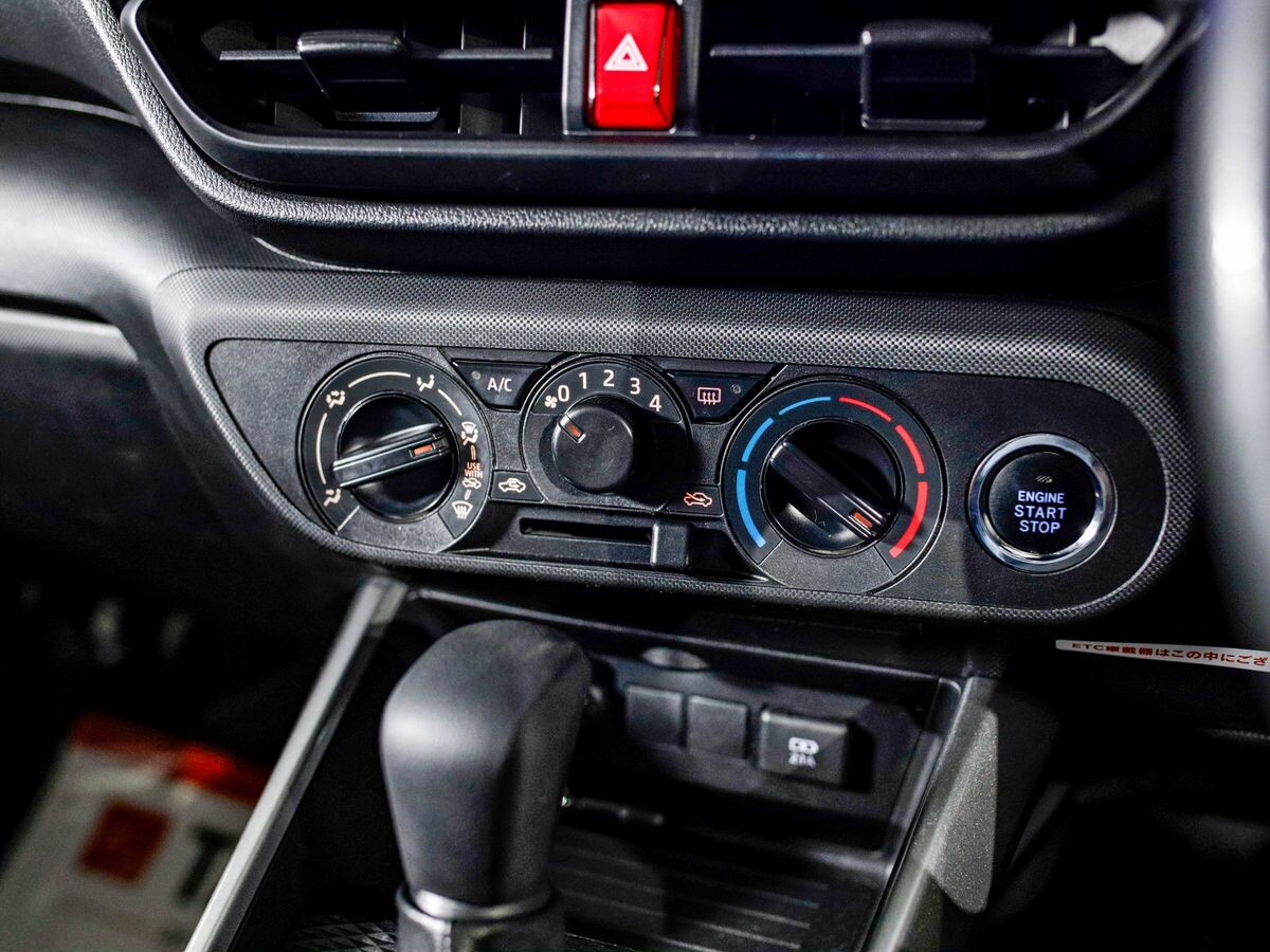 Toyota Raize 2022 - фото автомобиля