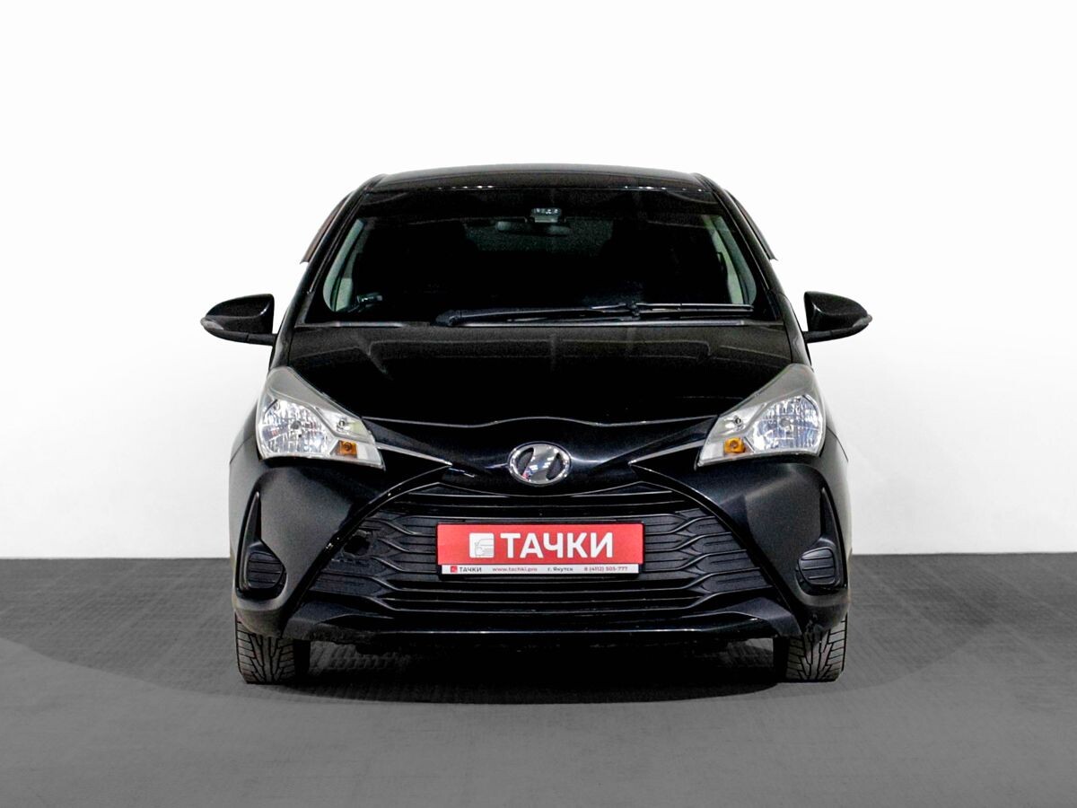 Toyota Vitz 2017 - фото автомобиля
