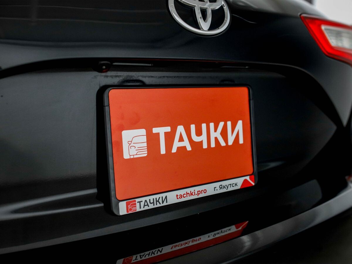 Toyota Vitz 2017 - фото автомобиля