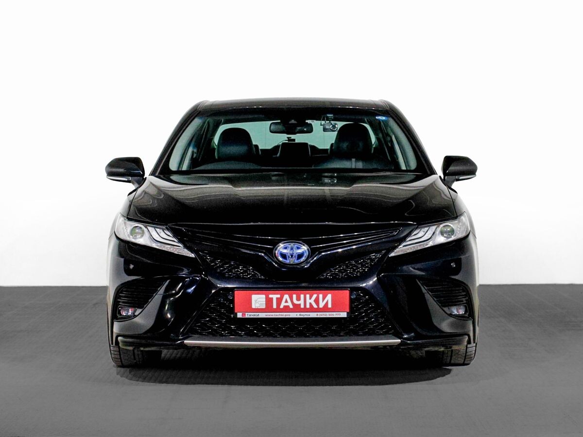 Toyota Camry 2019 - фото автомобиля