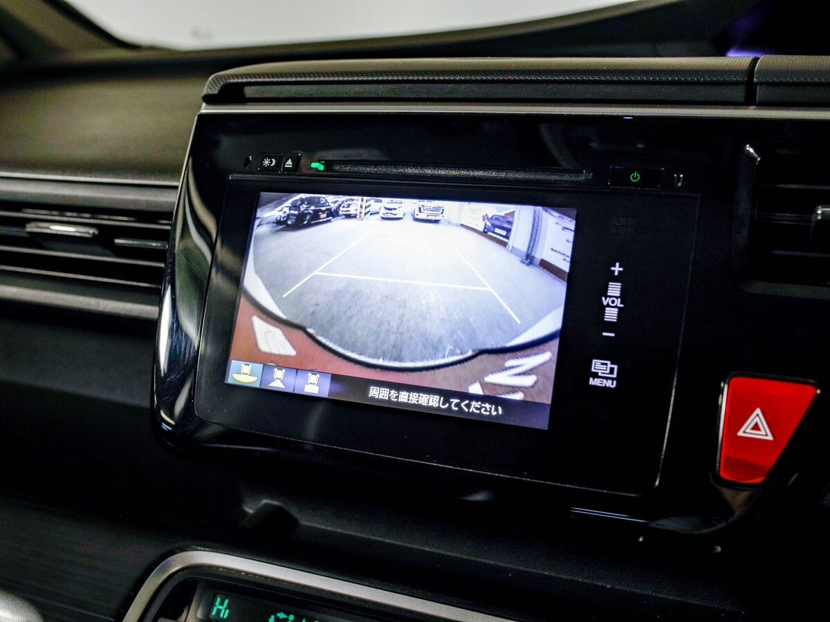 Honda Stepwgn 2015 - фото автомобиля