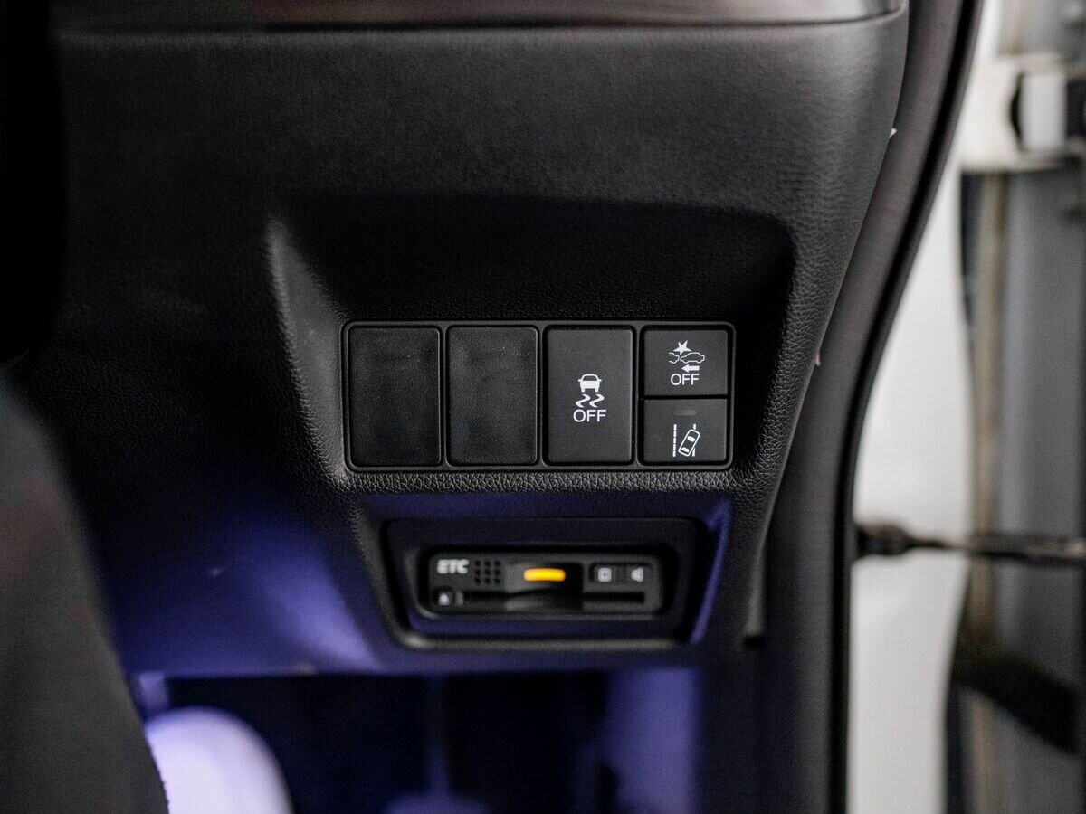 Honda Stepwgn 2015 - фото автомобиля