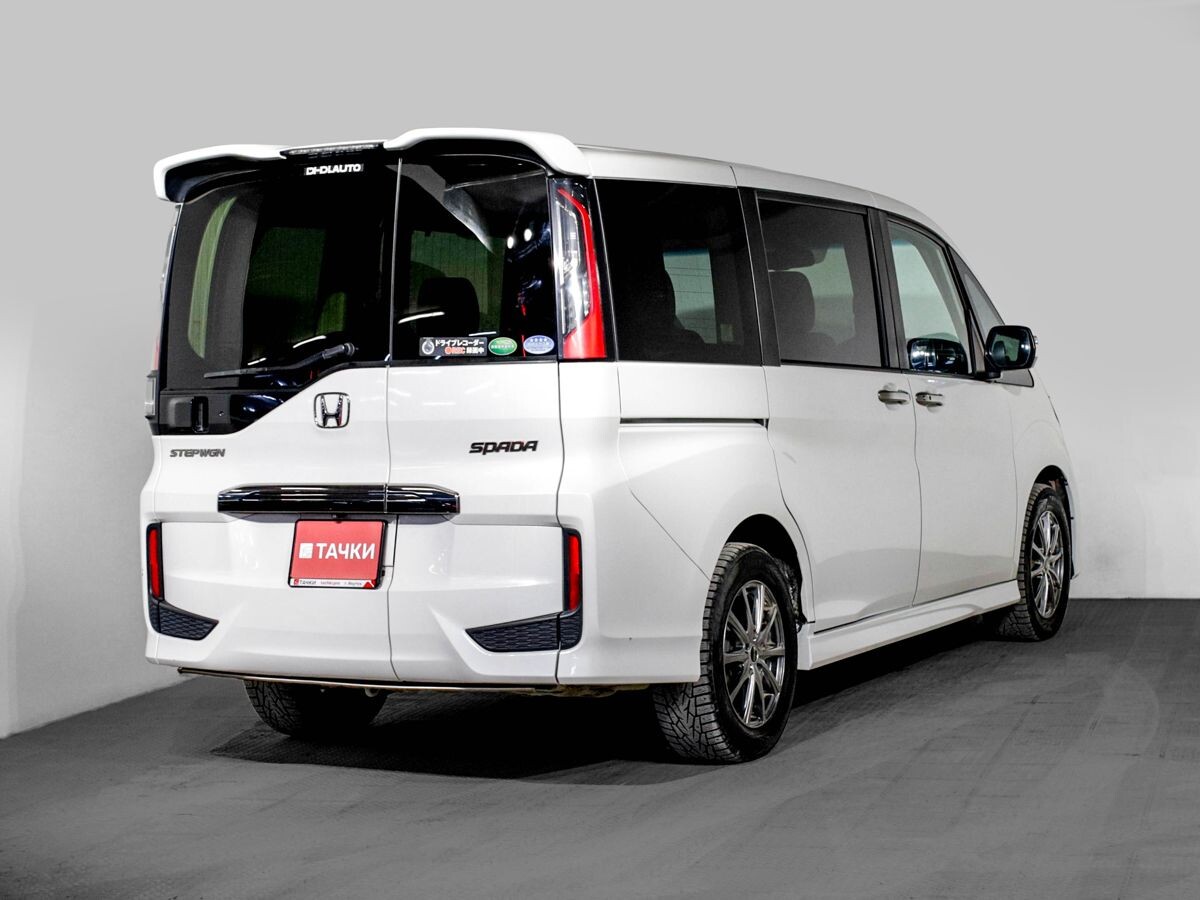 Honda Stepwgn 2015 - фото автомобиля