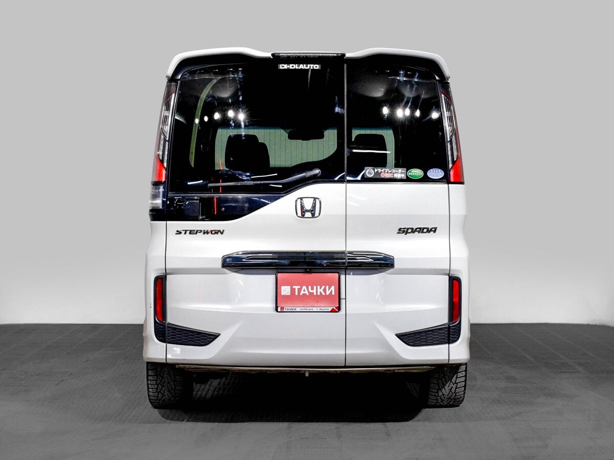 Honda Stepwgn 2015 - фото автомобиля