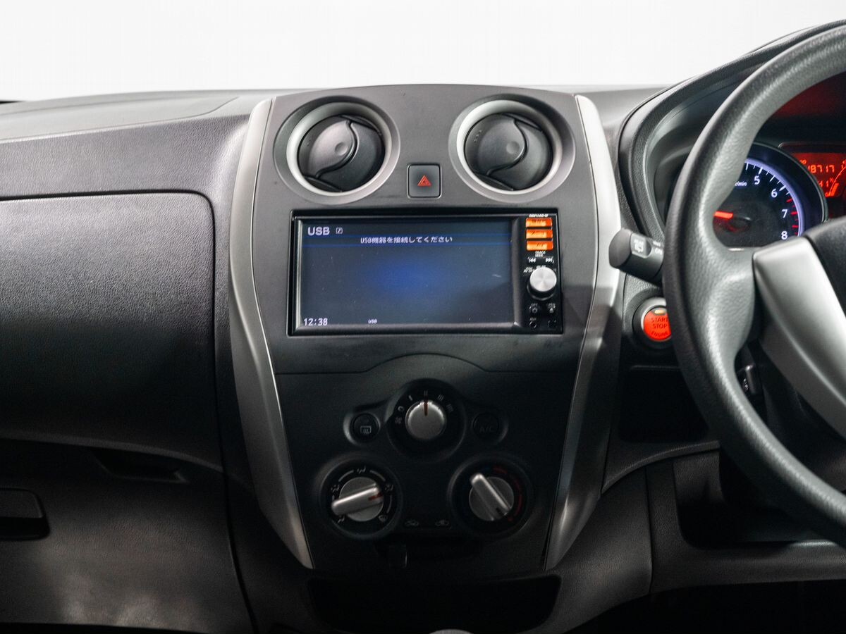 Nissan Note 2014 - фото автомобиля