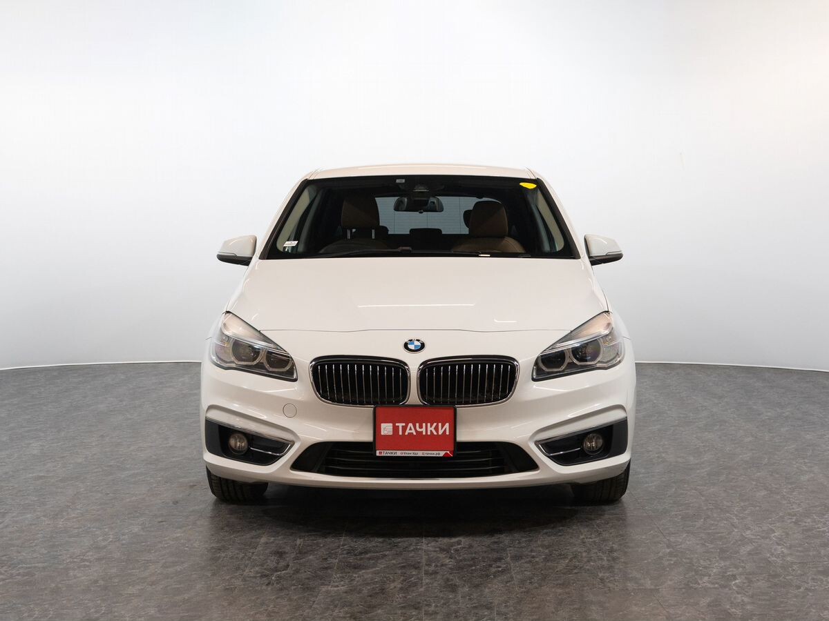 BMW 2-Series Active Tourer 2016 - фото автомобиля