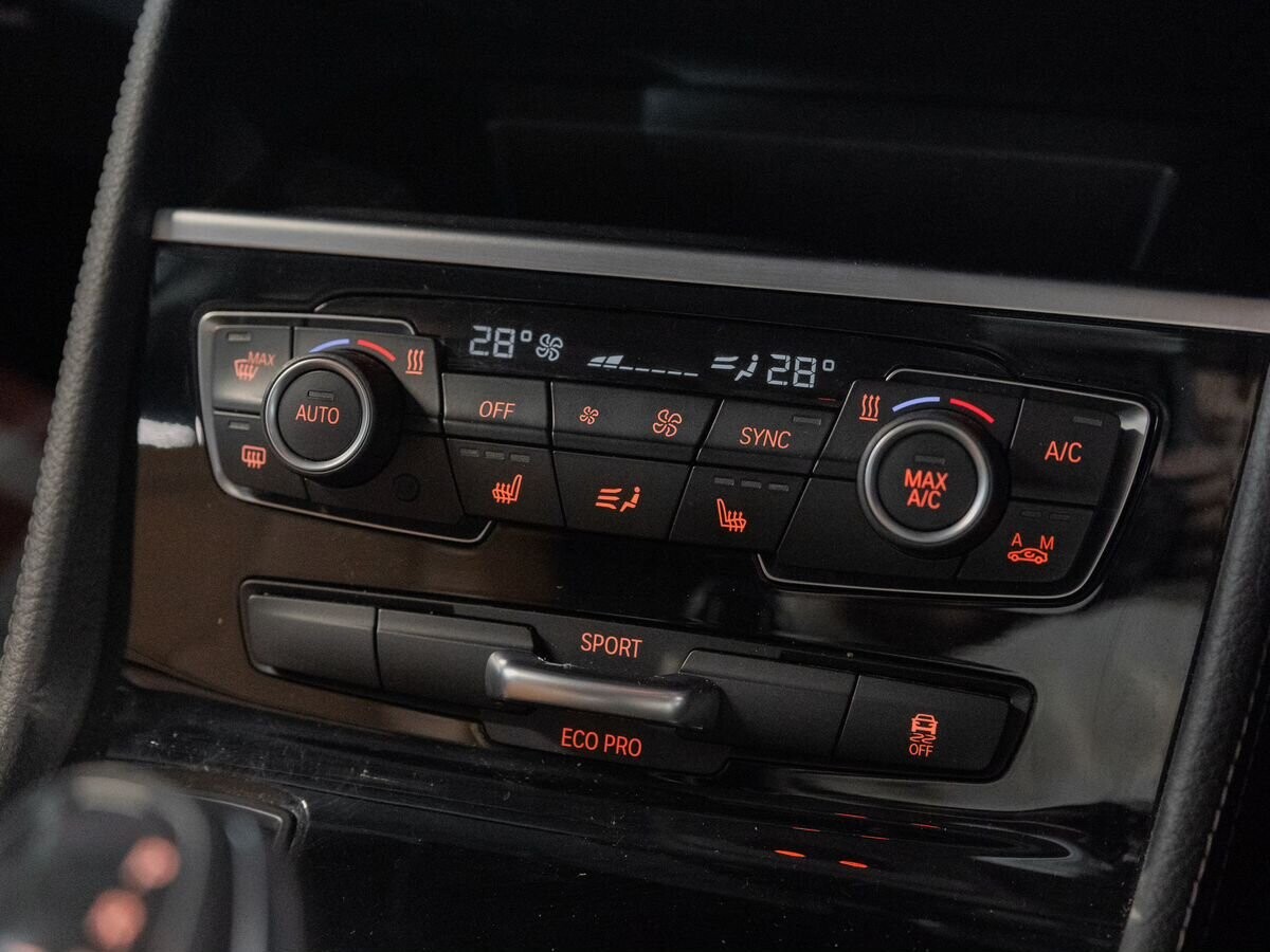 BMW 2-Series Active Tourer 2016 - фото автомобиля