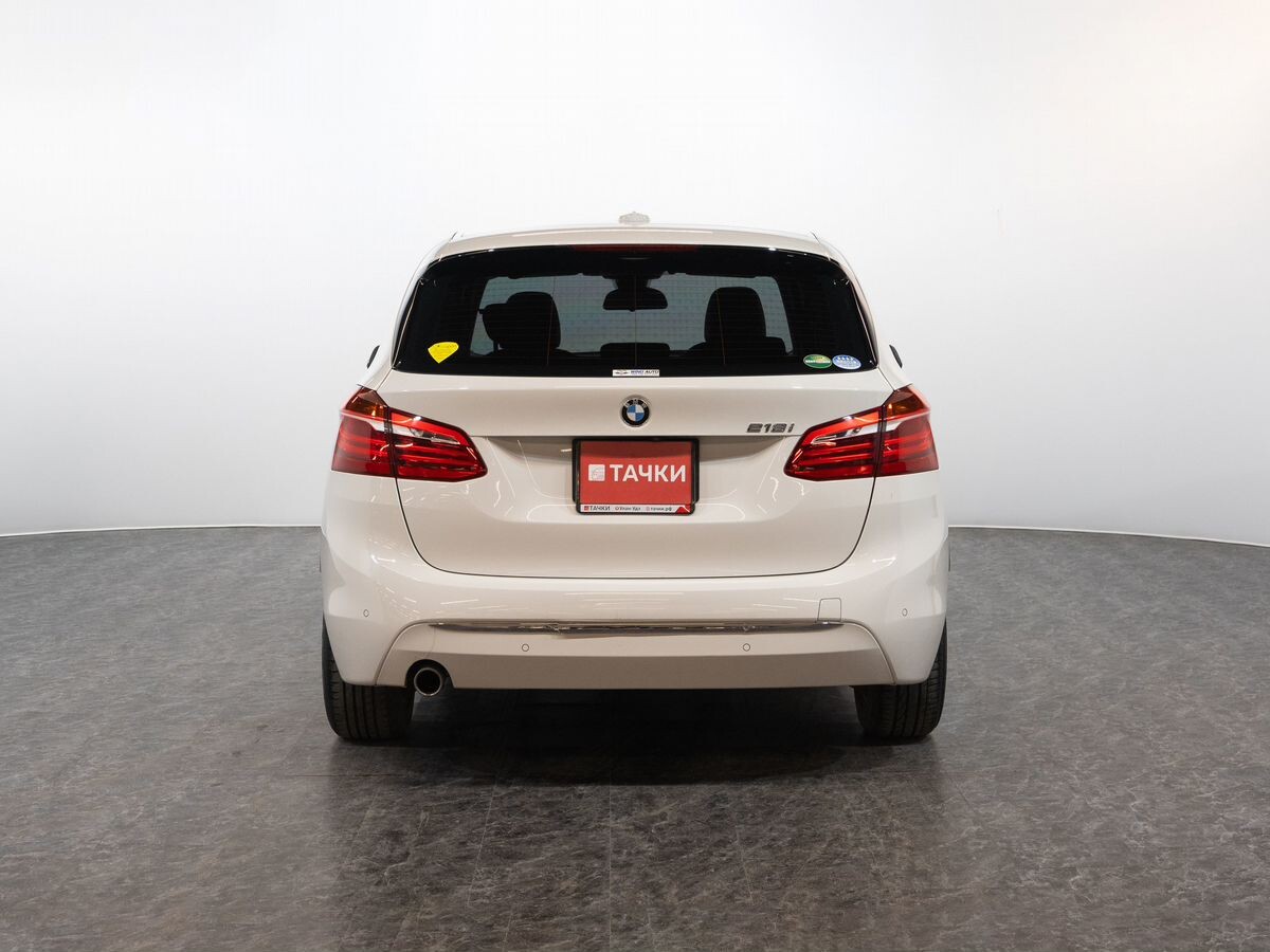 BMW 2-Series Active Tourer 2016 - фото автомобиля