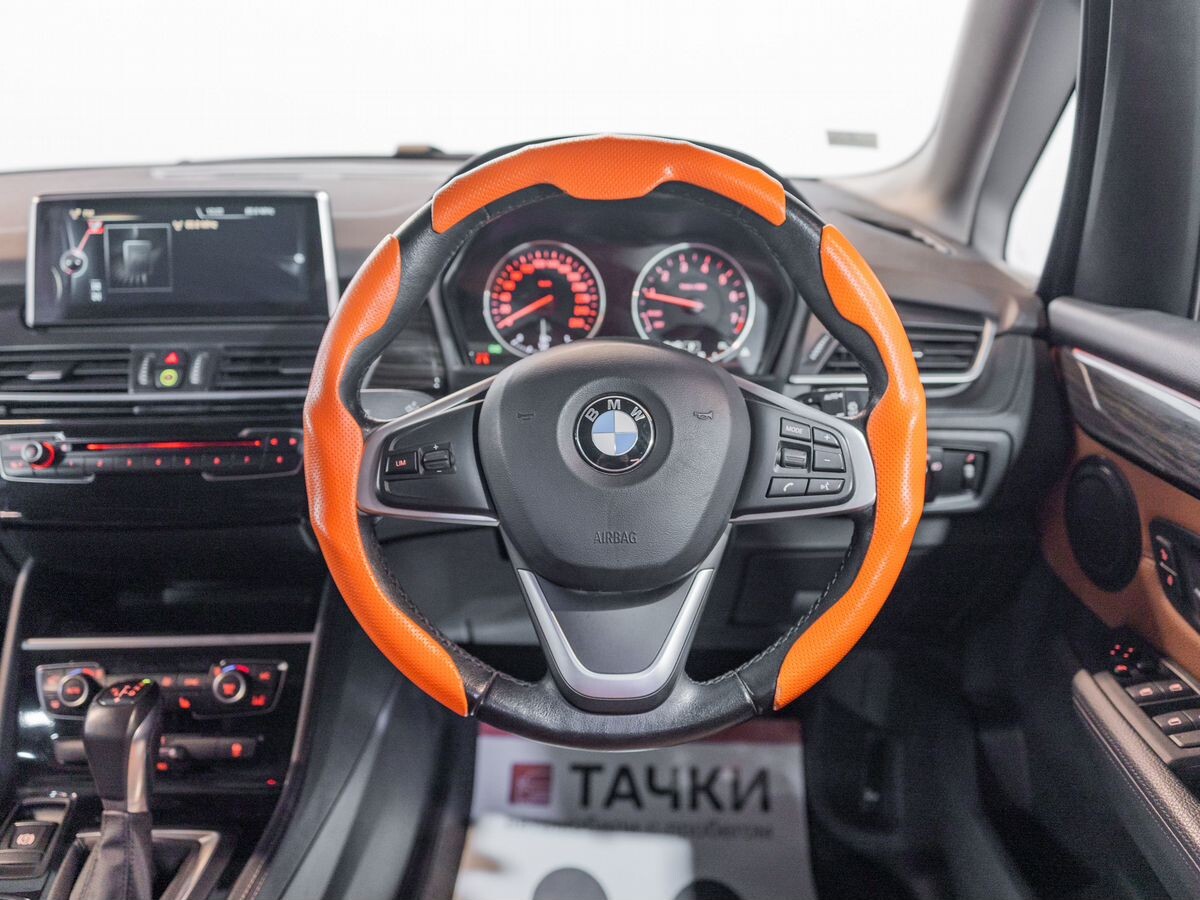 BMW 2-Series Active Tourer 2016 - фото автомобиля