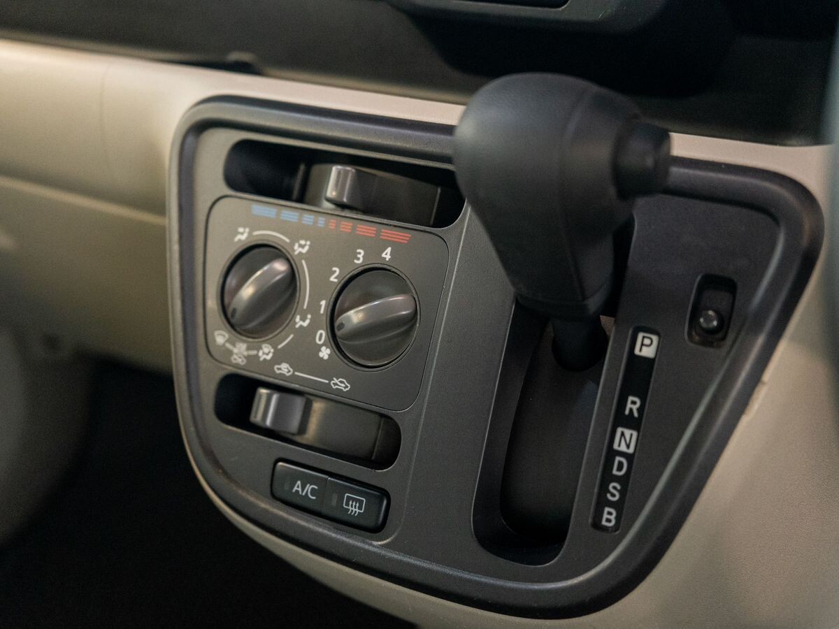 Toyota Passo 2018 - фото автомобиля