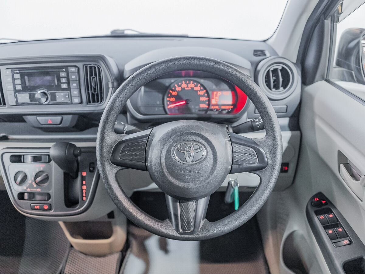 Toyota Passo 2018 - фото автомобиля