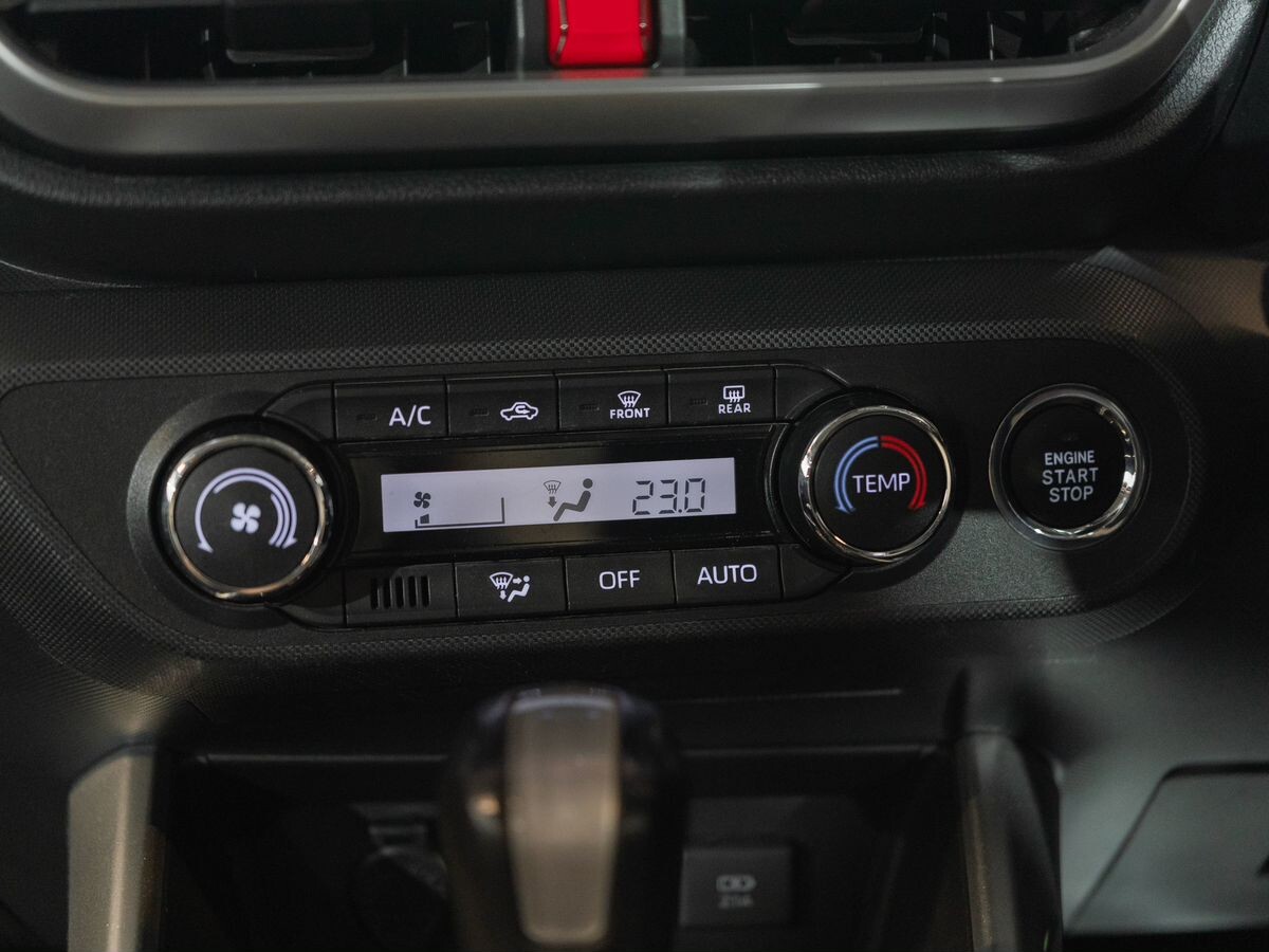 Toyota Raize 2020 - фото автомобиля