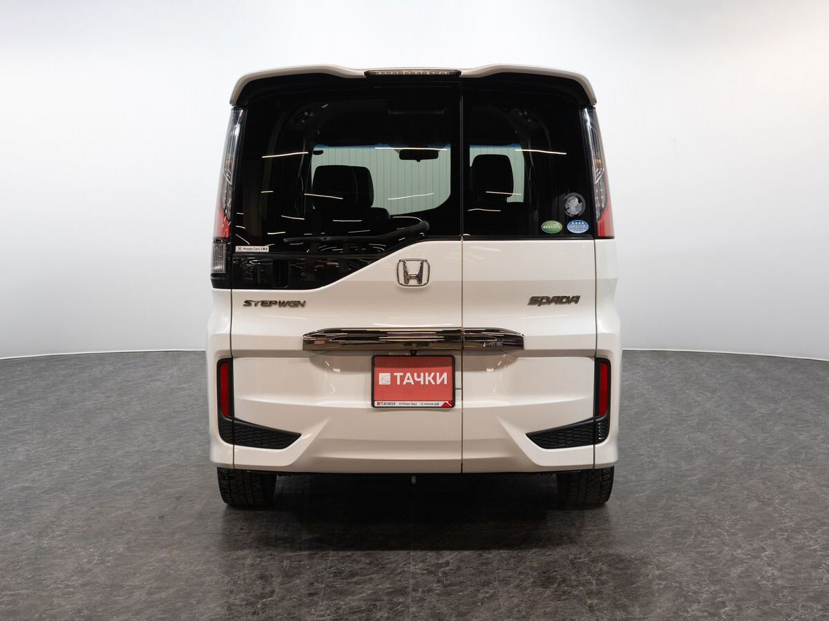 Honda Stepwgn 2015 - фото автомобиля
