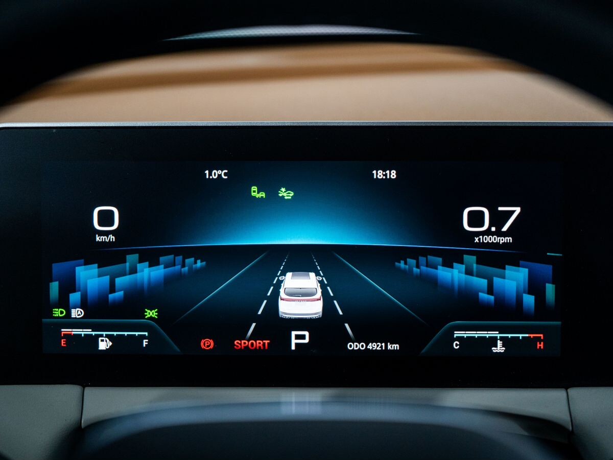 Jetour X70 Plus 2025 - фото автомобиля
