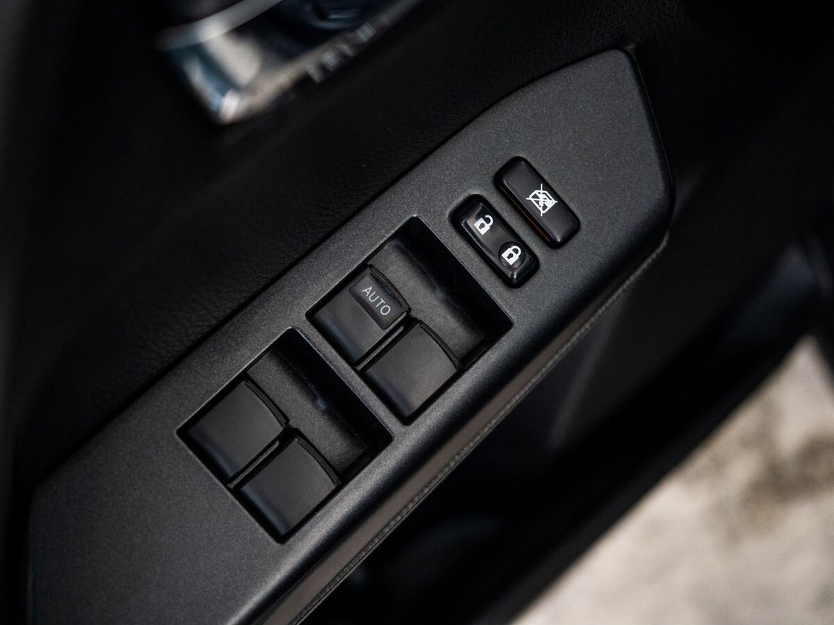 Toyota RAV4 2015 - фото автомобиля