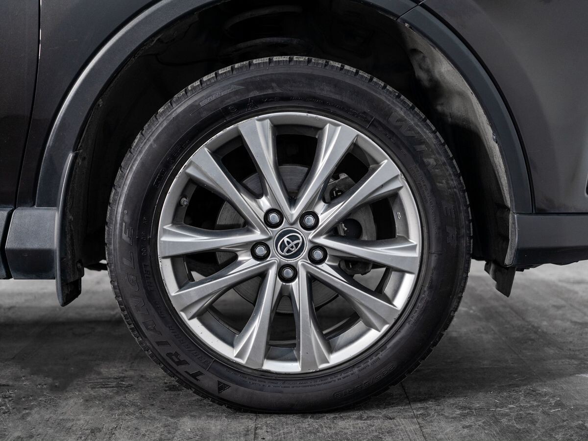 Toyota RAV4 2015 - фото автомобиля