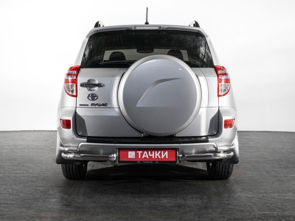 Toyota RAV4 2010 - фото автомобиля