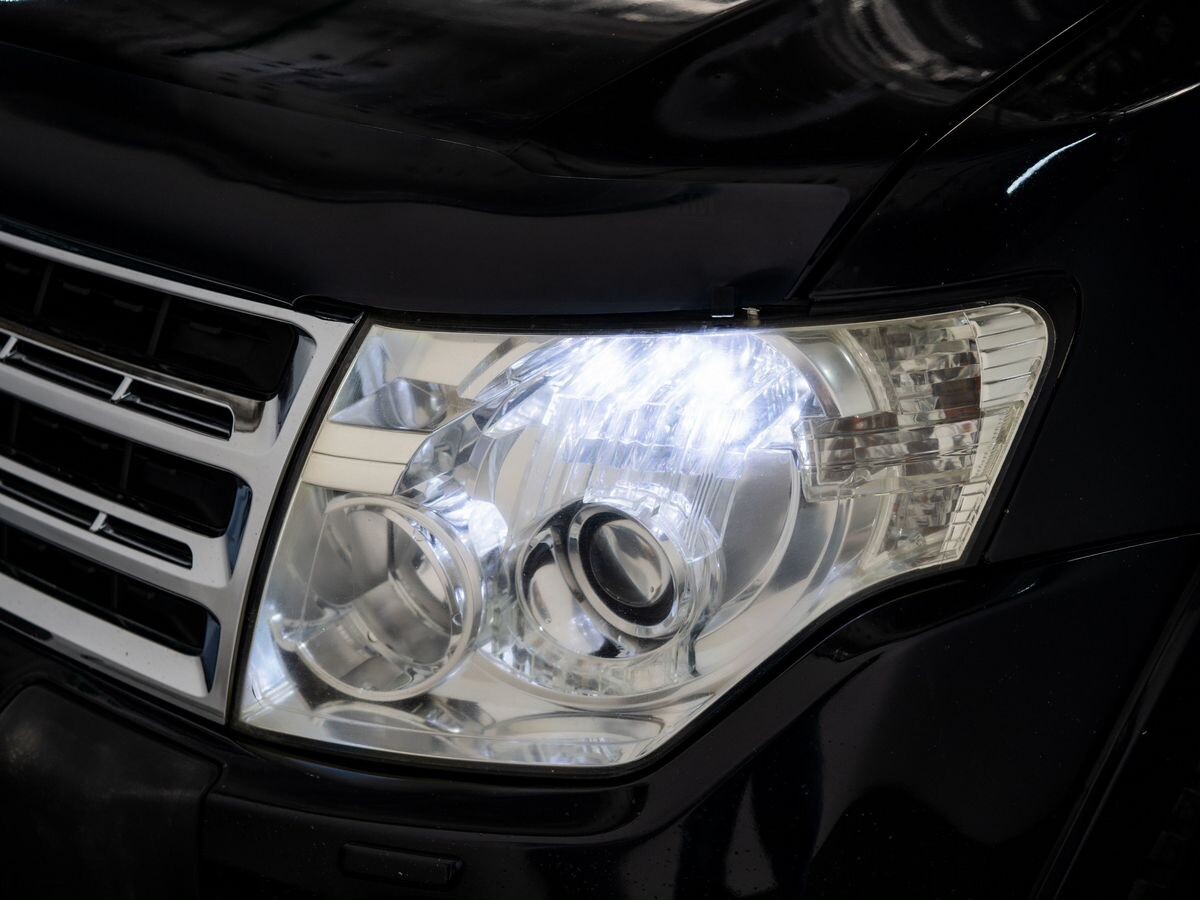 Mitsubishi Pajero 2008 - фото автомобиля