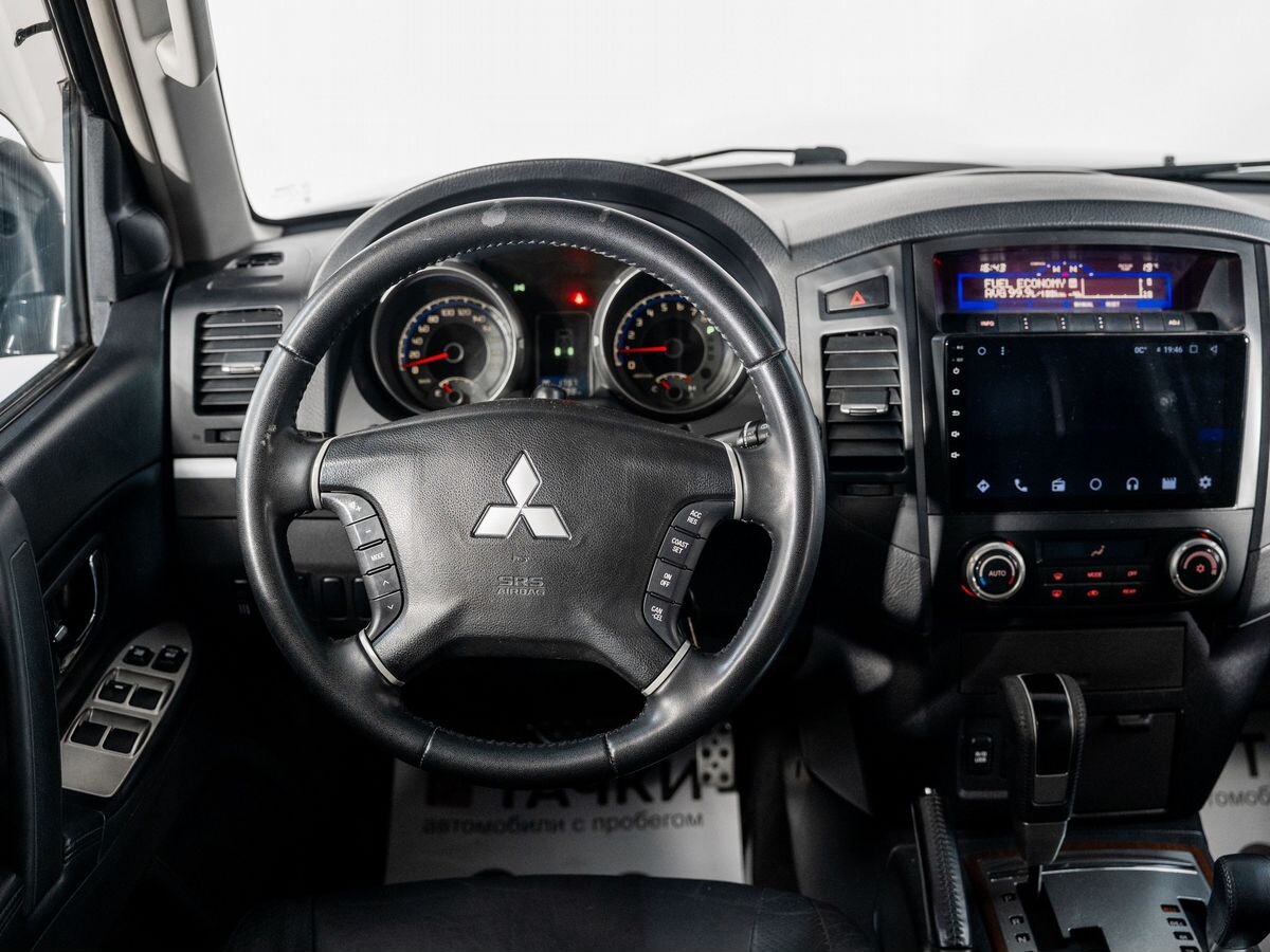 Mitsubishi Pajero 2008 - фото автомобиля