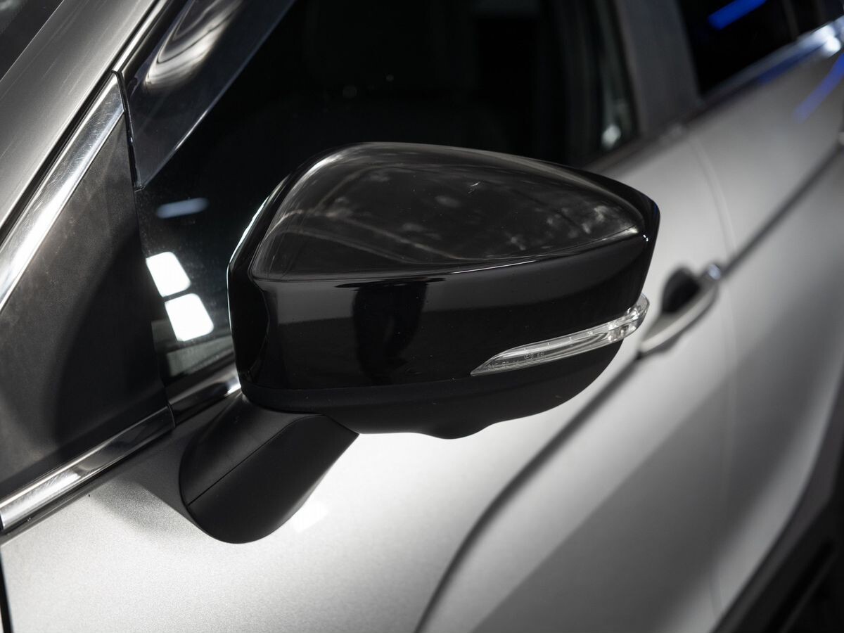 Mitsubishi Eclipse Cross 2020 - фото автомобиля