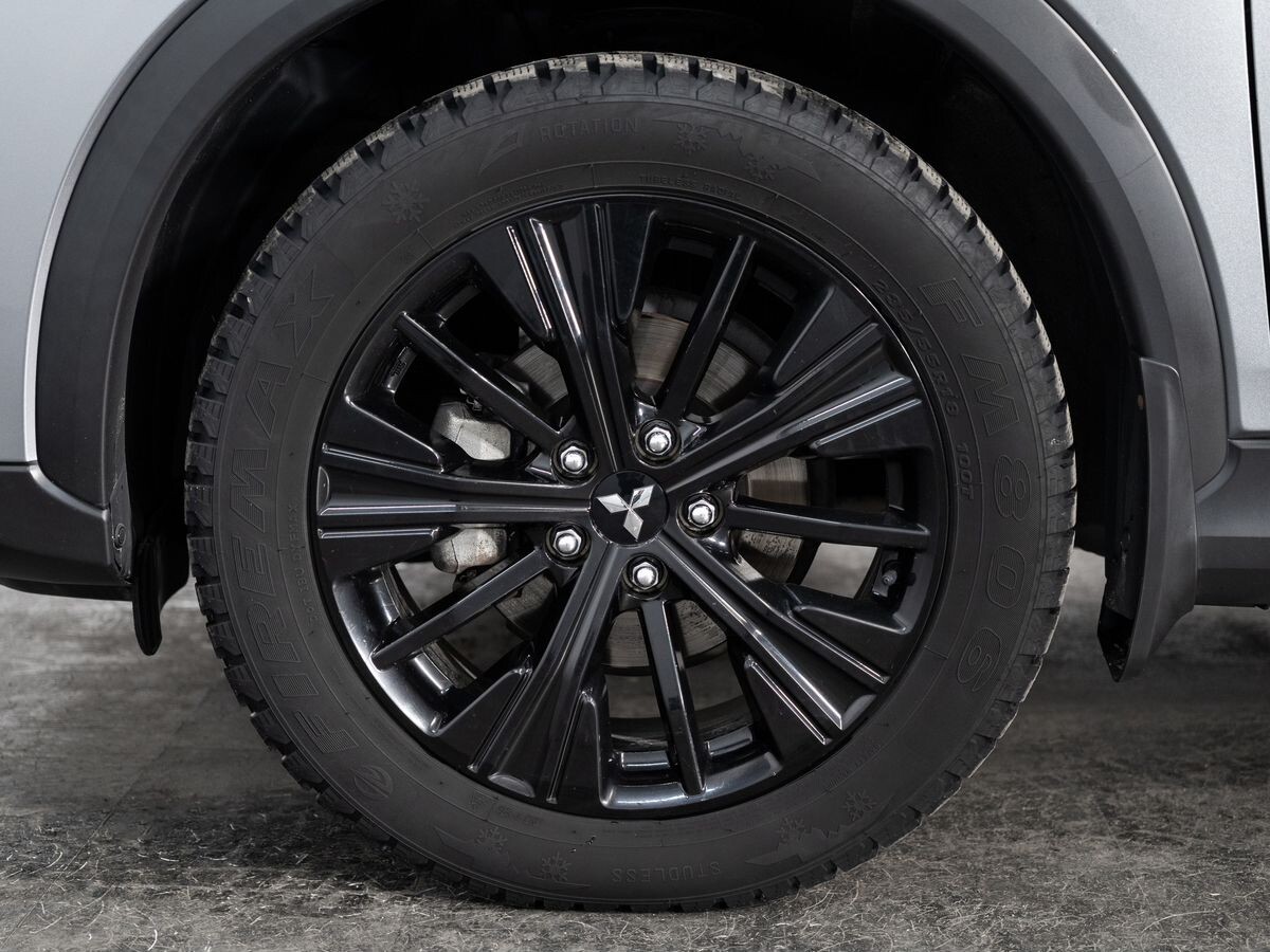 Mitsubishi Eclipse Cross 2020 - фото автомобиля