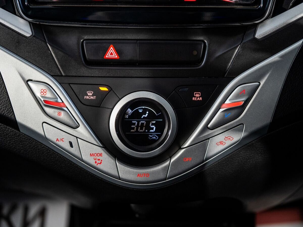 Suzuki Baleno 2016 - фото автомобиля