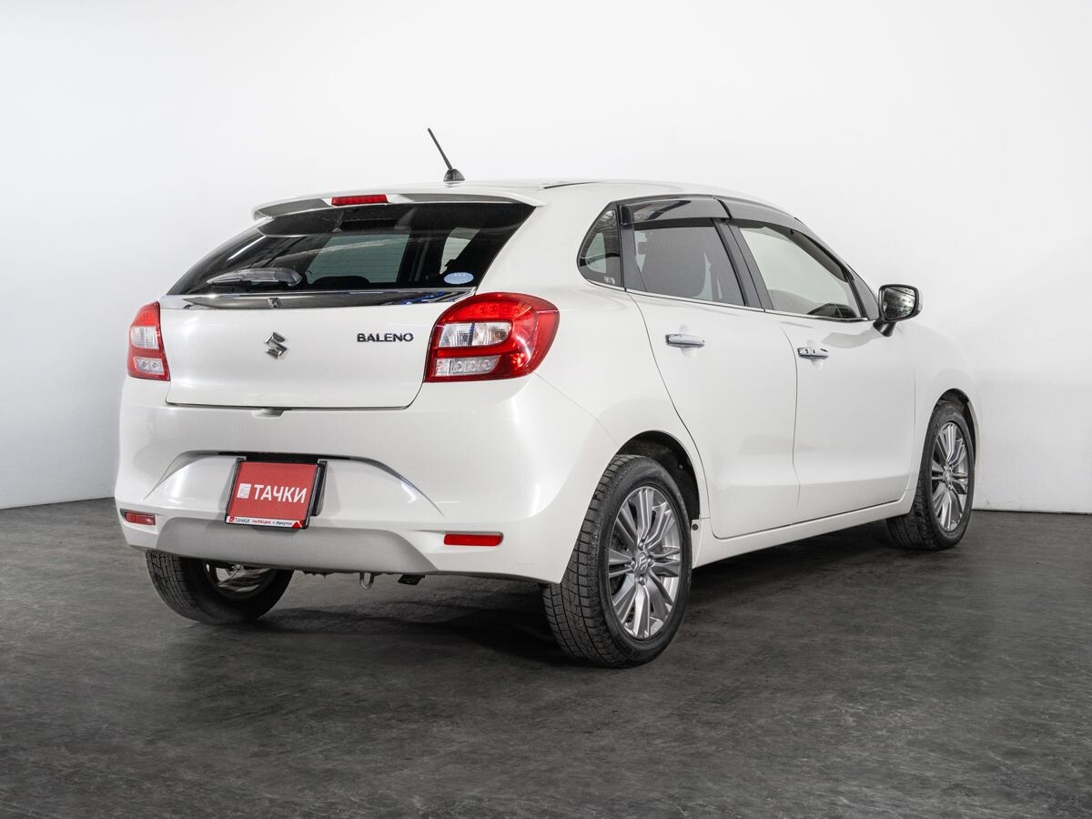 Suzuki Baleno 2016 - фото автомобиля