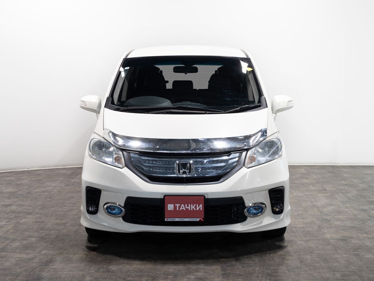 Honda Freed 2012 - фото автомобиля