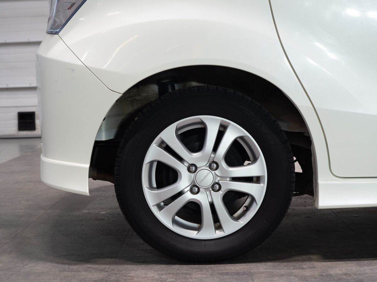 Honda Freed 2012 - фото автомобиля