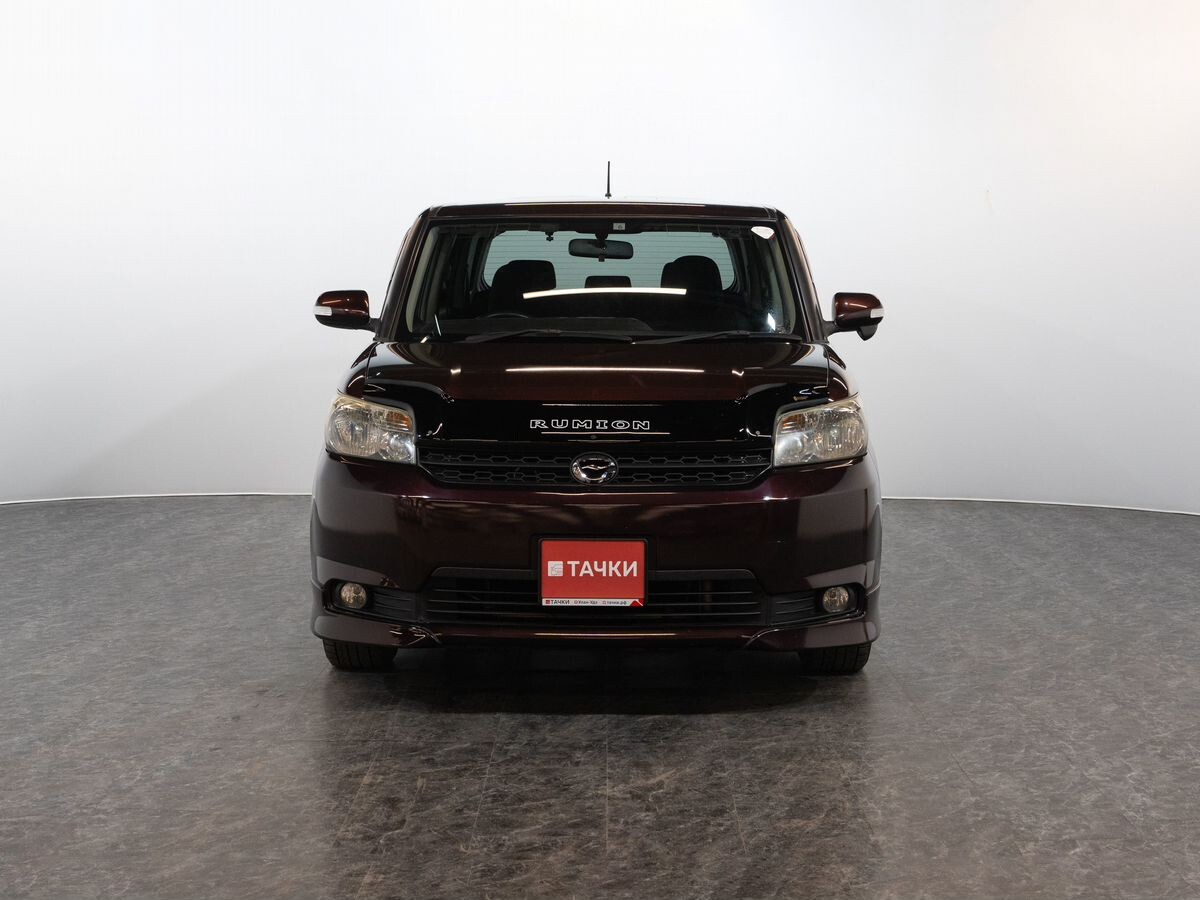 Toyota Corolla Rumion 2014 - фото автомобиля