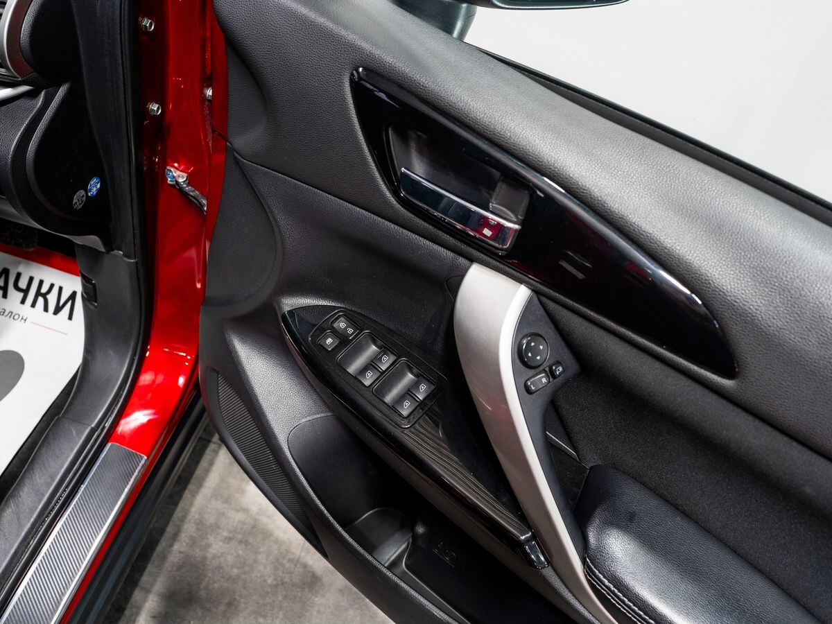 Mitsubishi Eclipse Cross 2019 - фото автомобиля