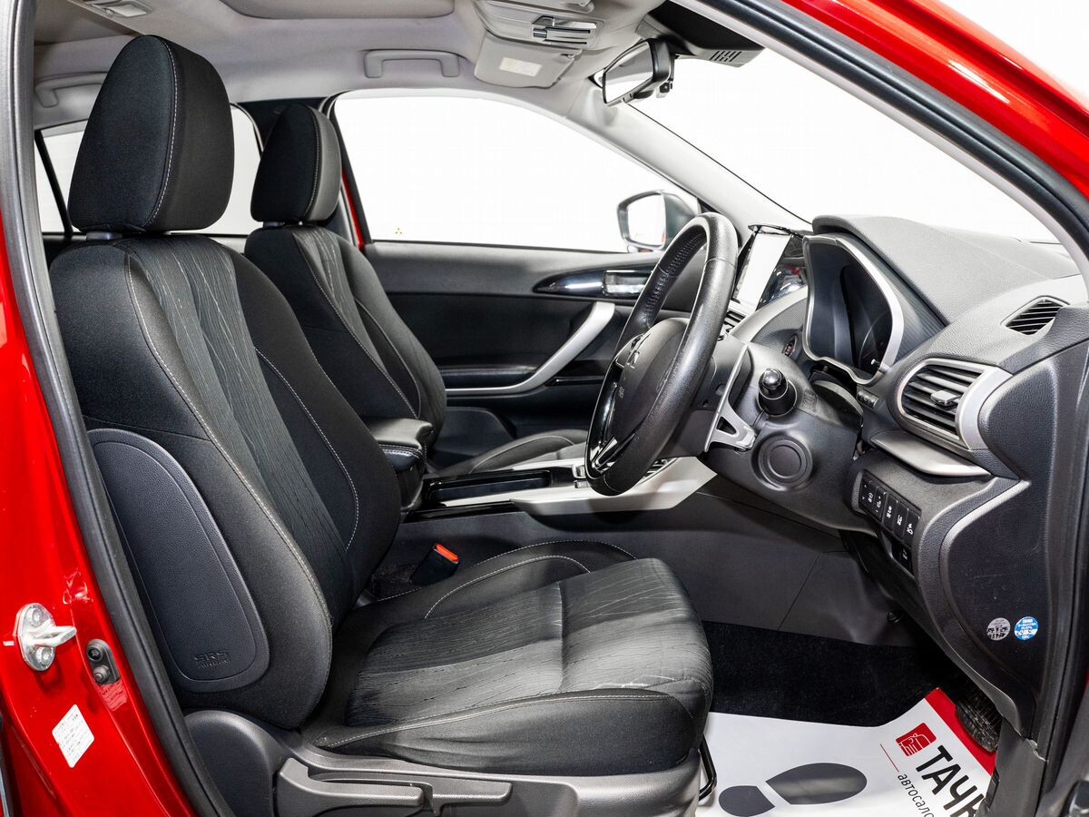 Mitsubishi Eclipse Cross 2019 - фото автомобиля