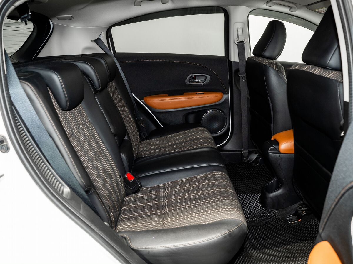 Honda Vezel 2015 - фото автомобиля
