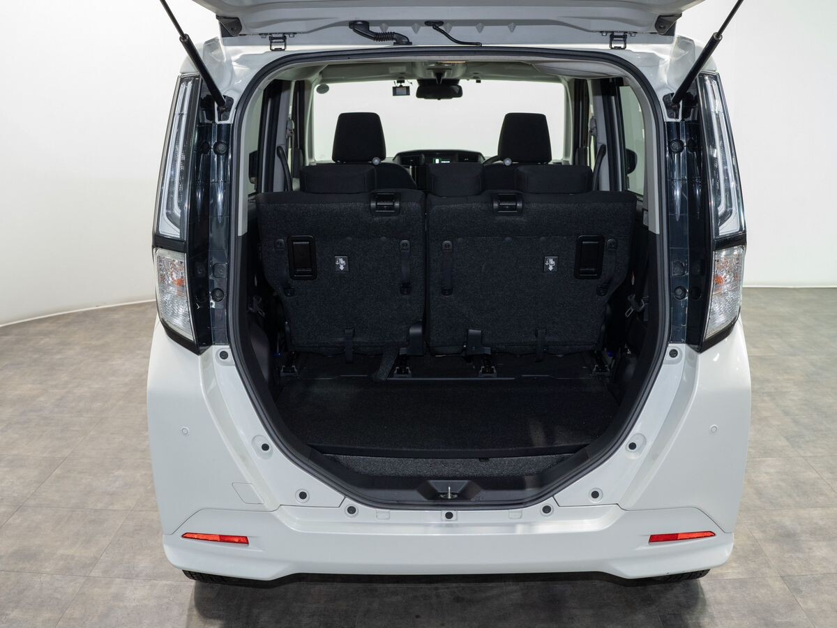 Toyota Roomy 2021 - фото автомобиля