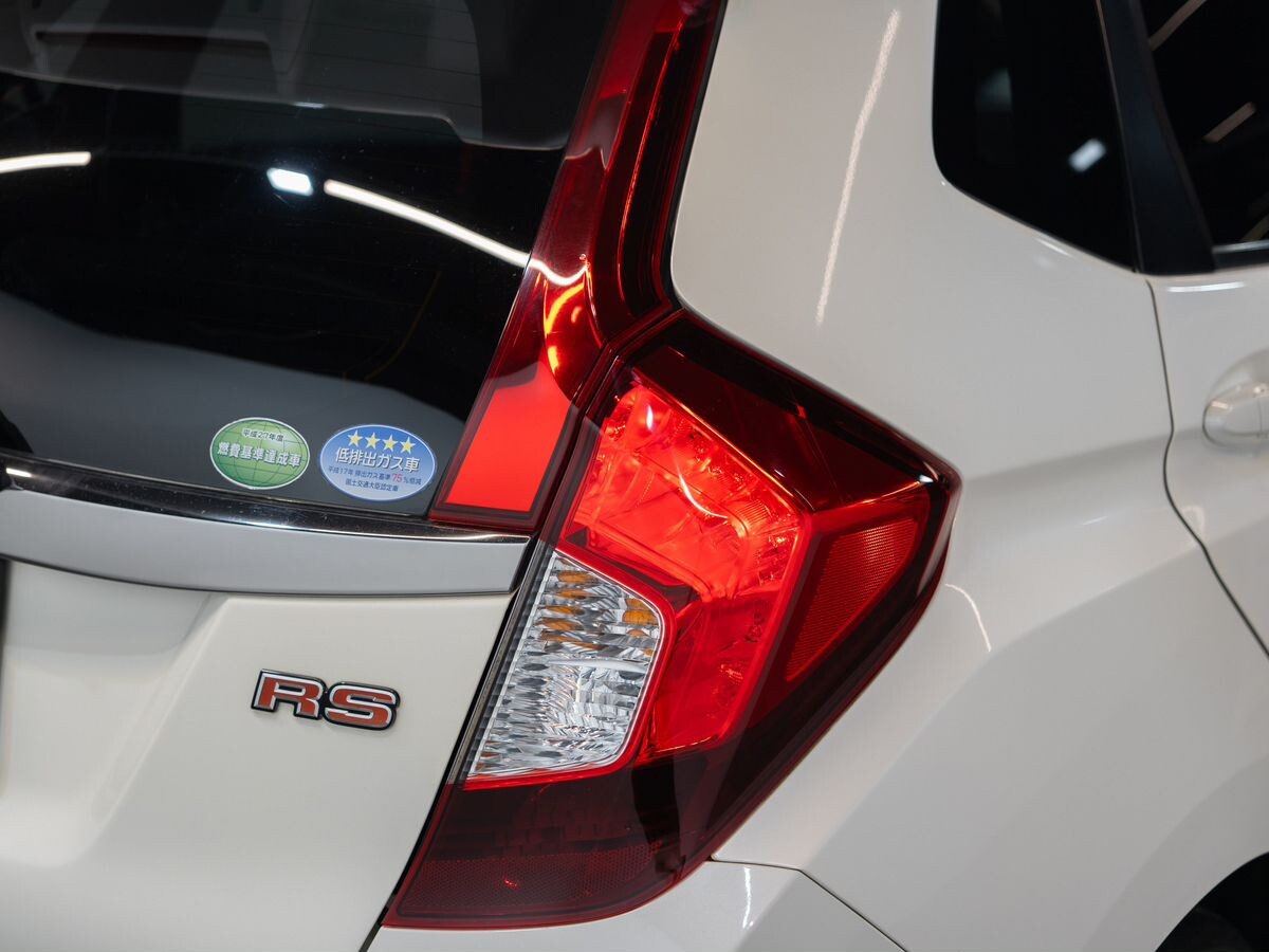 Honda Fit 2015 - фото автомобиля