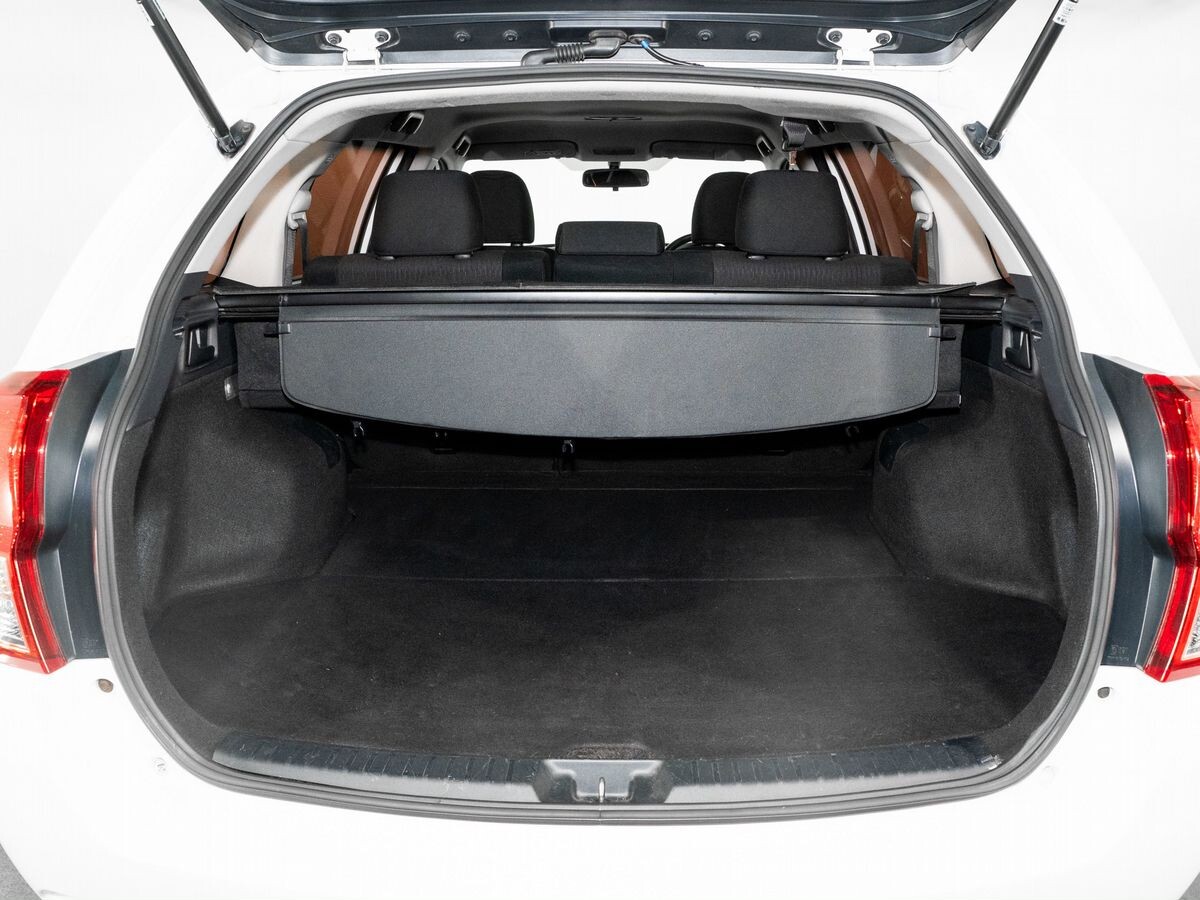 Toyota Corolla Fielder 2013 - фото автомобиля